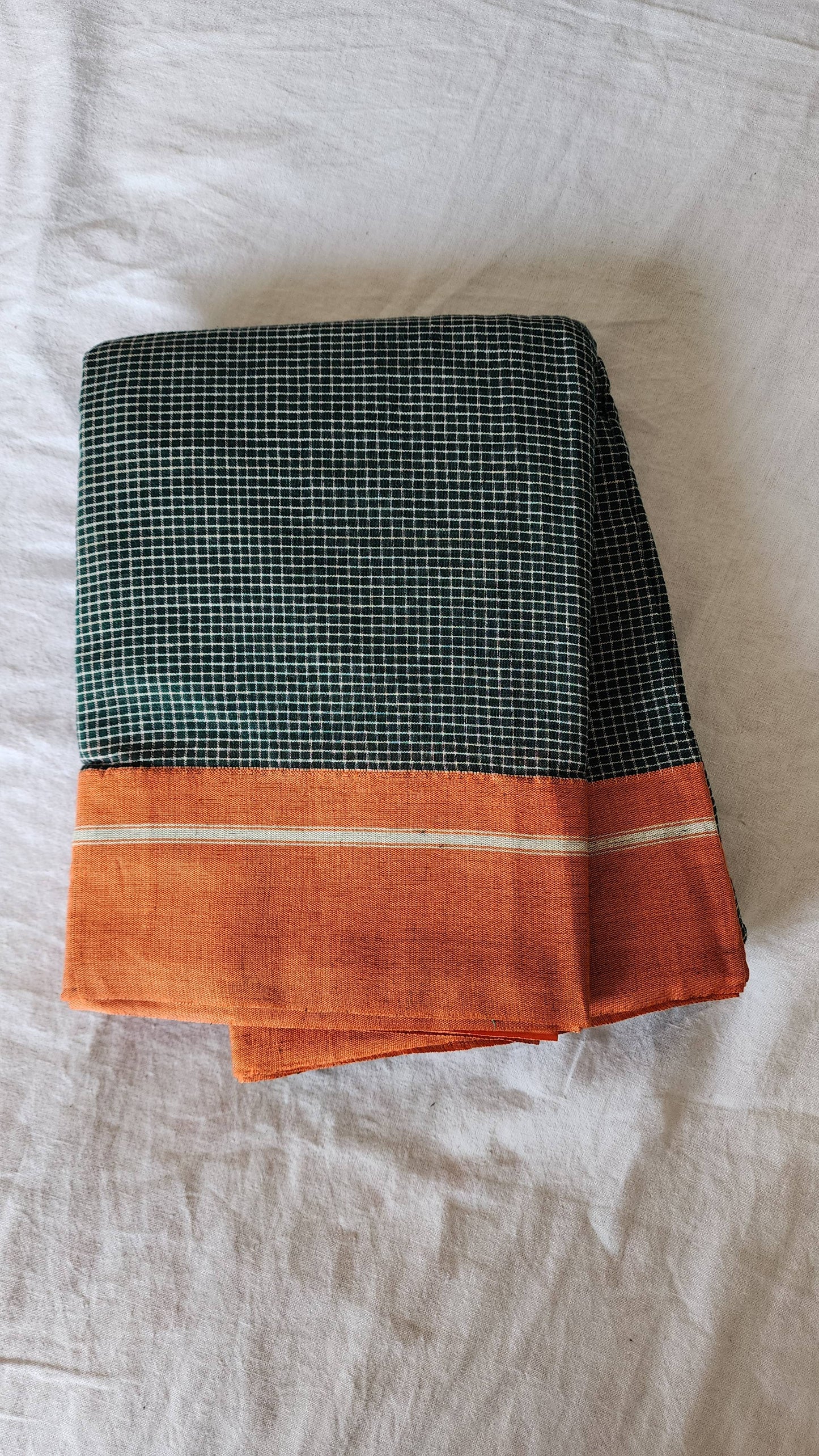 Green patteda anchu cotton saree