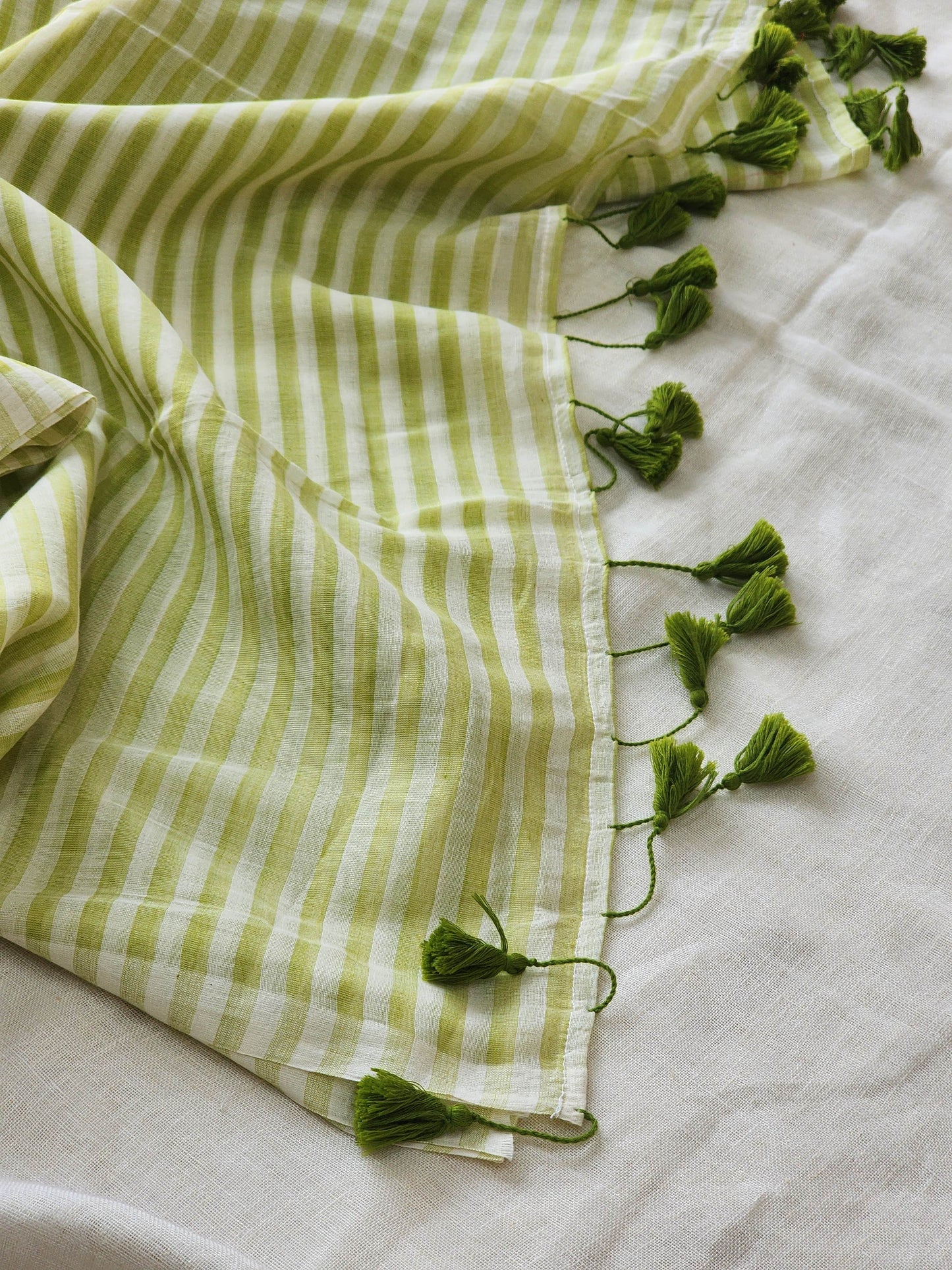 Dark Green Cotton Handloom Saree