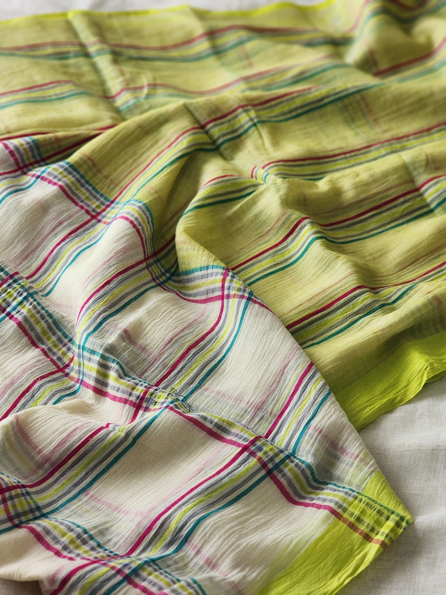 White mulmul cotton saree