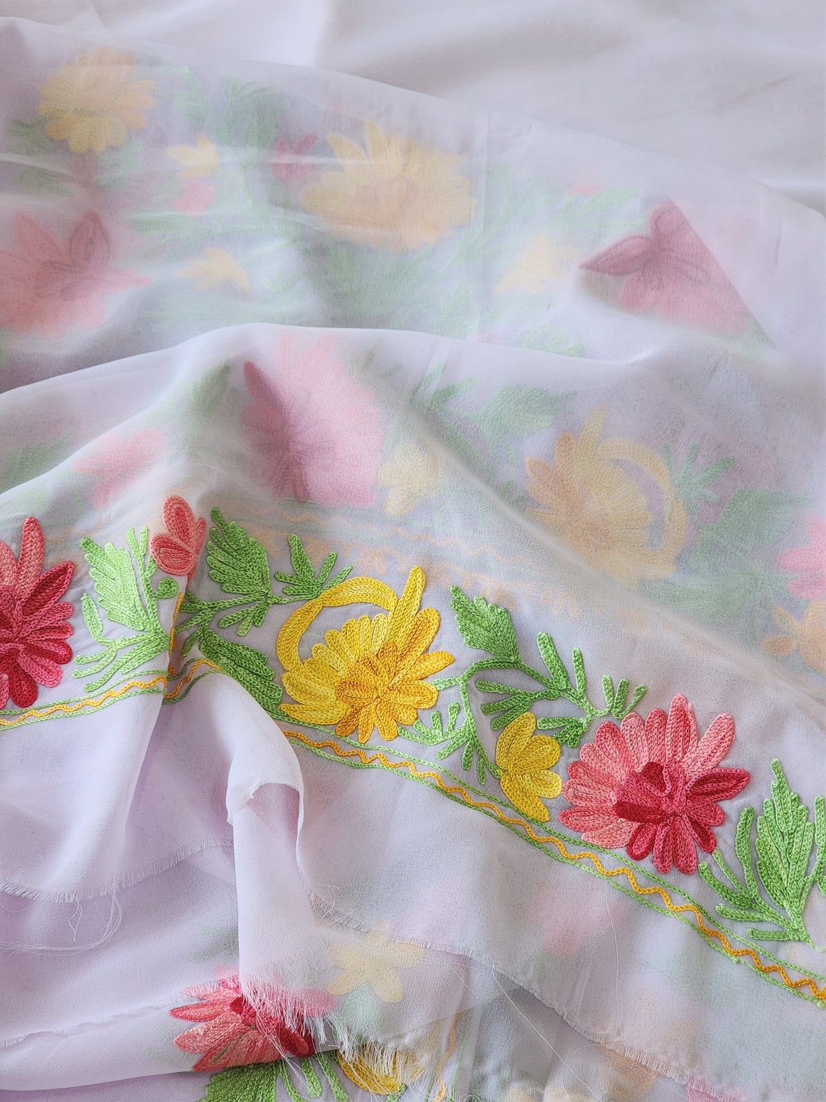 Light Mauve Georgette Kashmiri Woven Saree