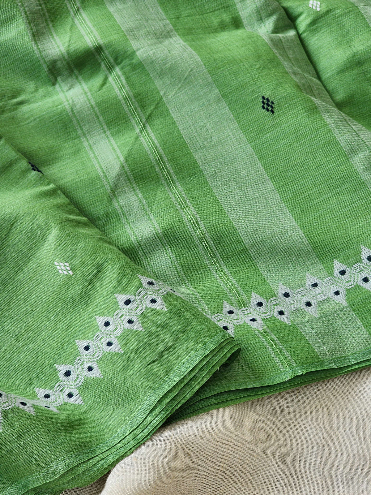 Green Dhonekhali Cotton Saree
