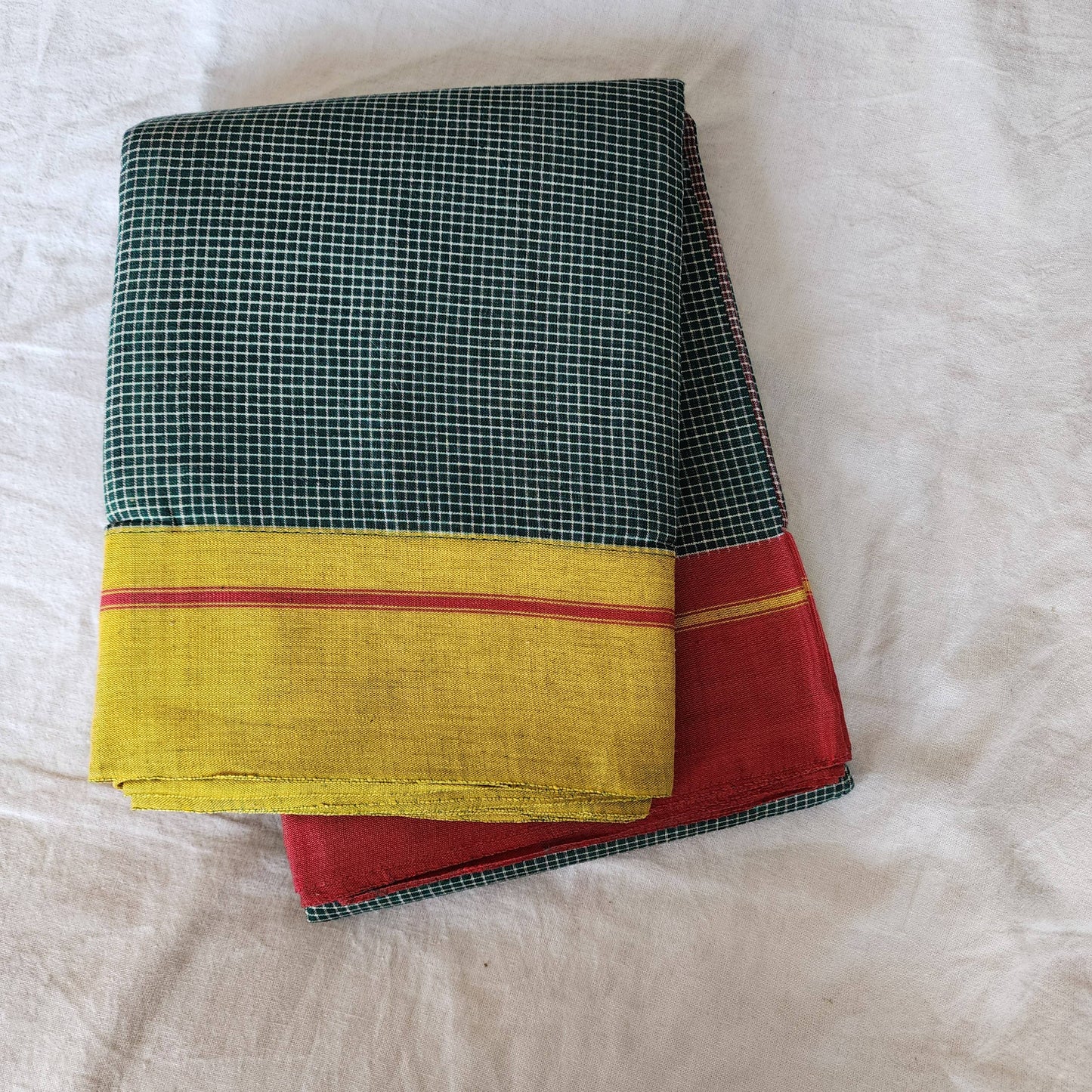 Green patteda anchu cotton saree