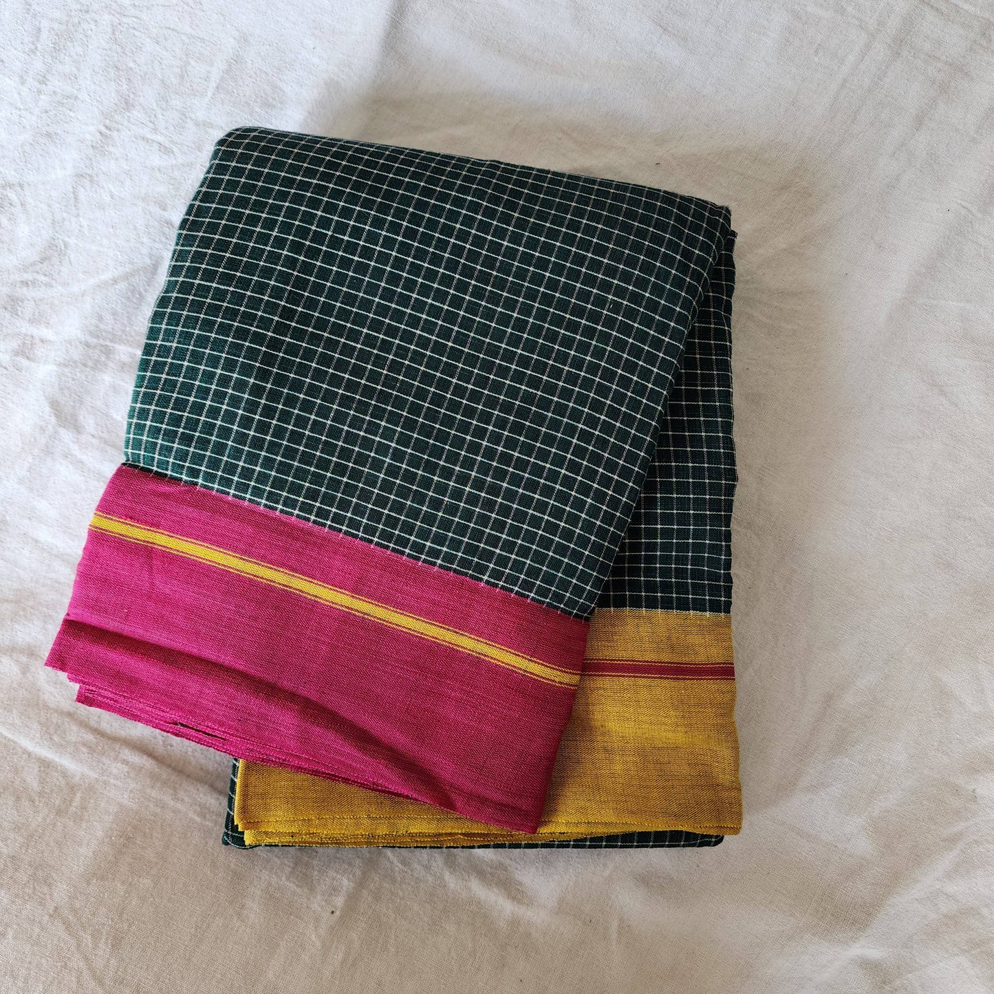 Green patteda anchu cotton saree