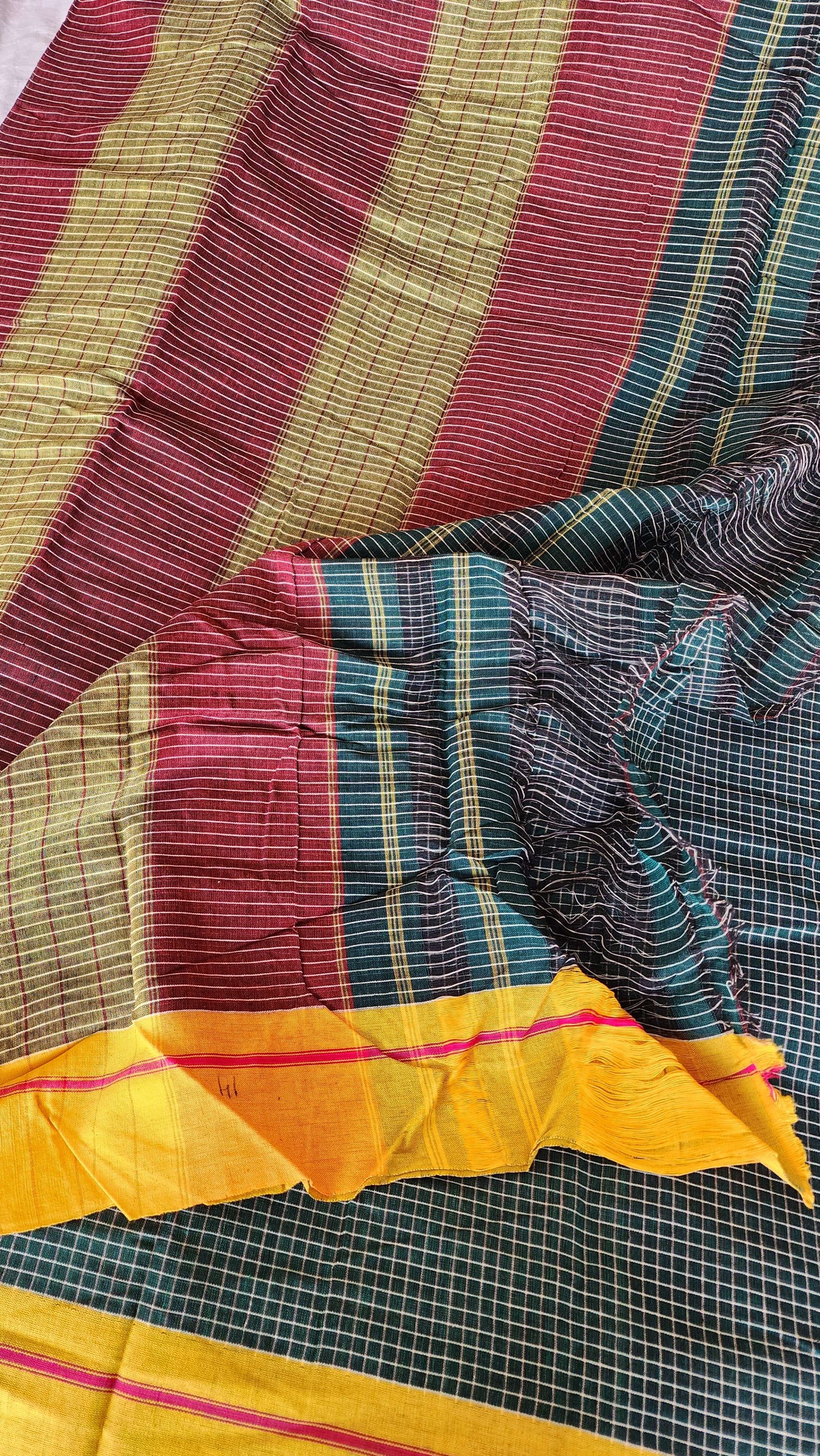 Green patteda anchu cotton saree
