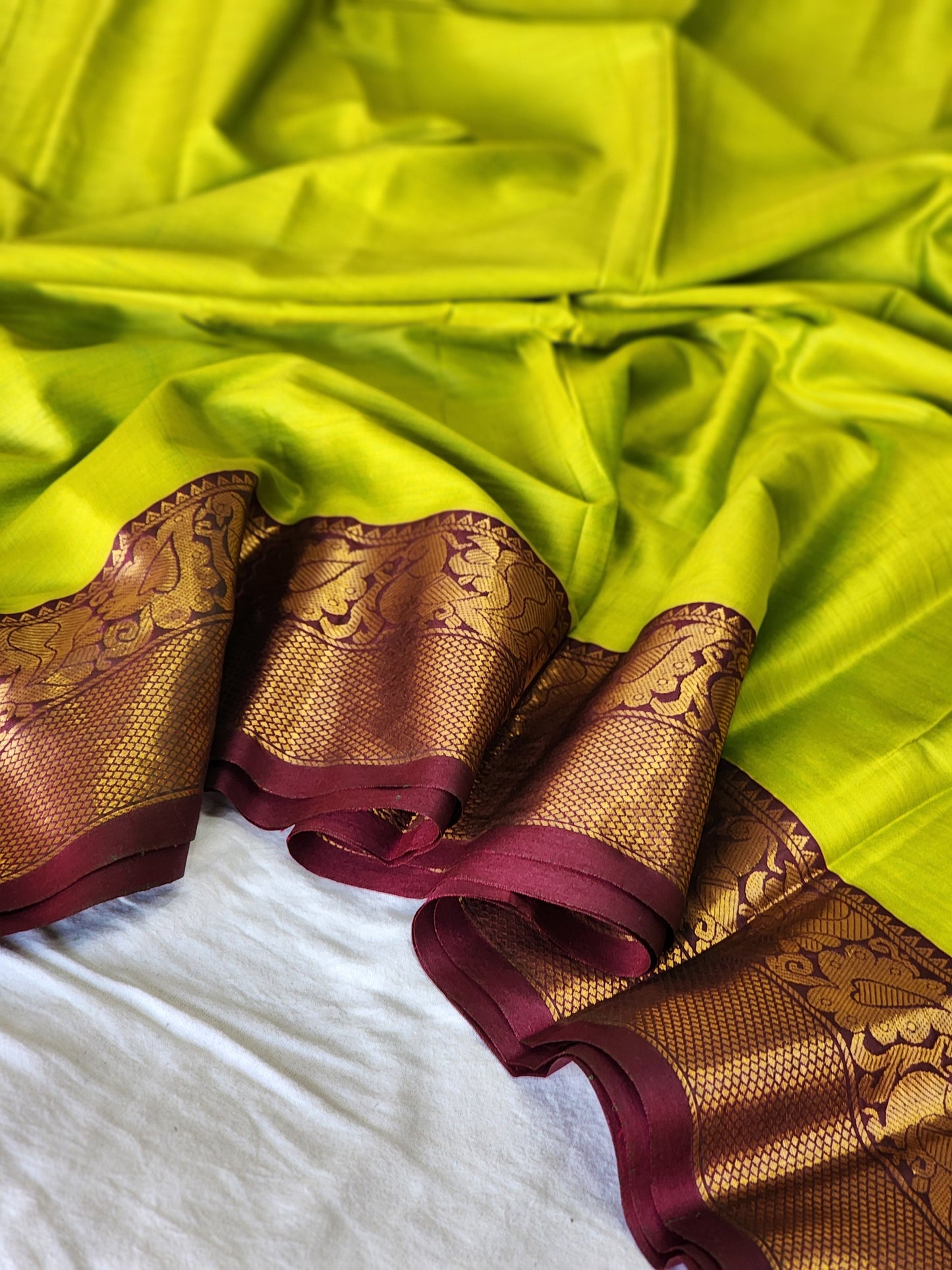 Green Gadwal Silk Cotton Saree