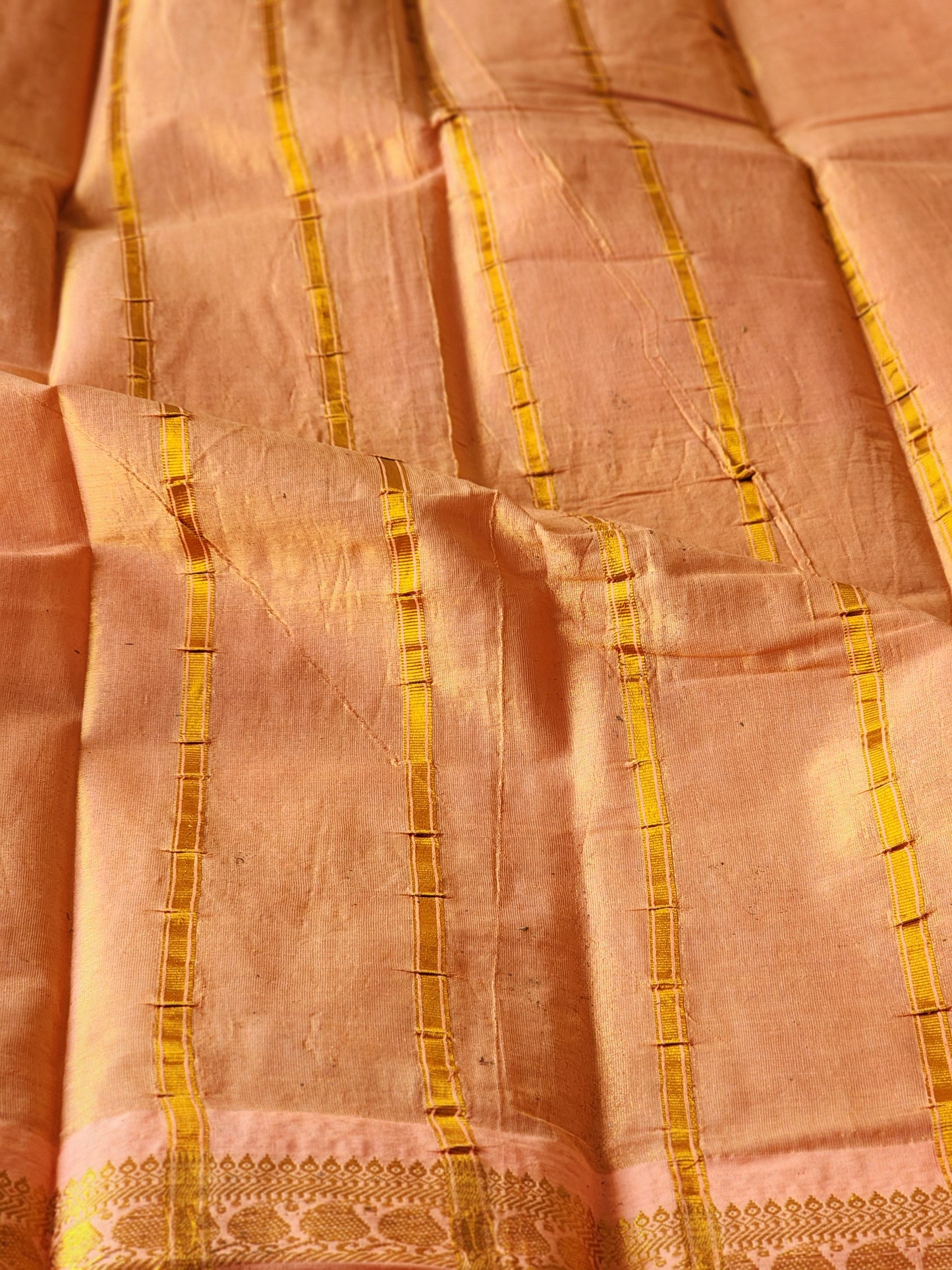 Peach sungudi cotton tissue saree