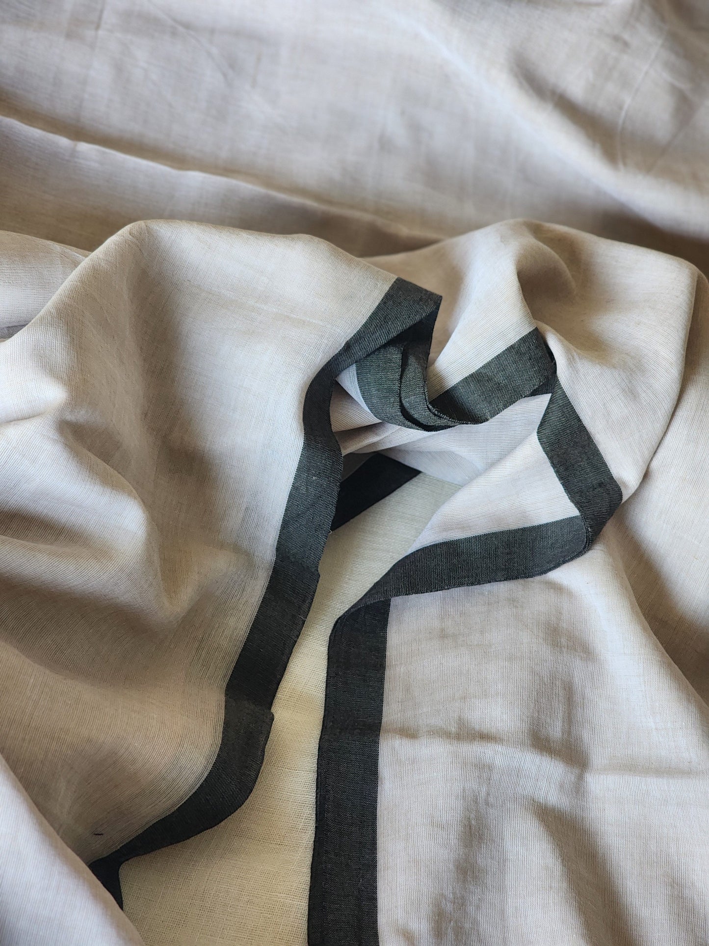 Grey mulmul cotton saree