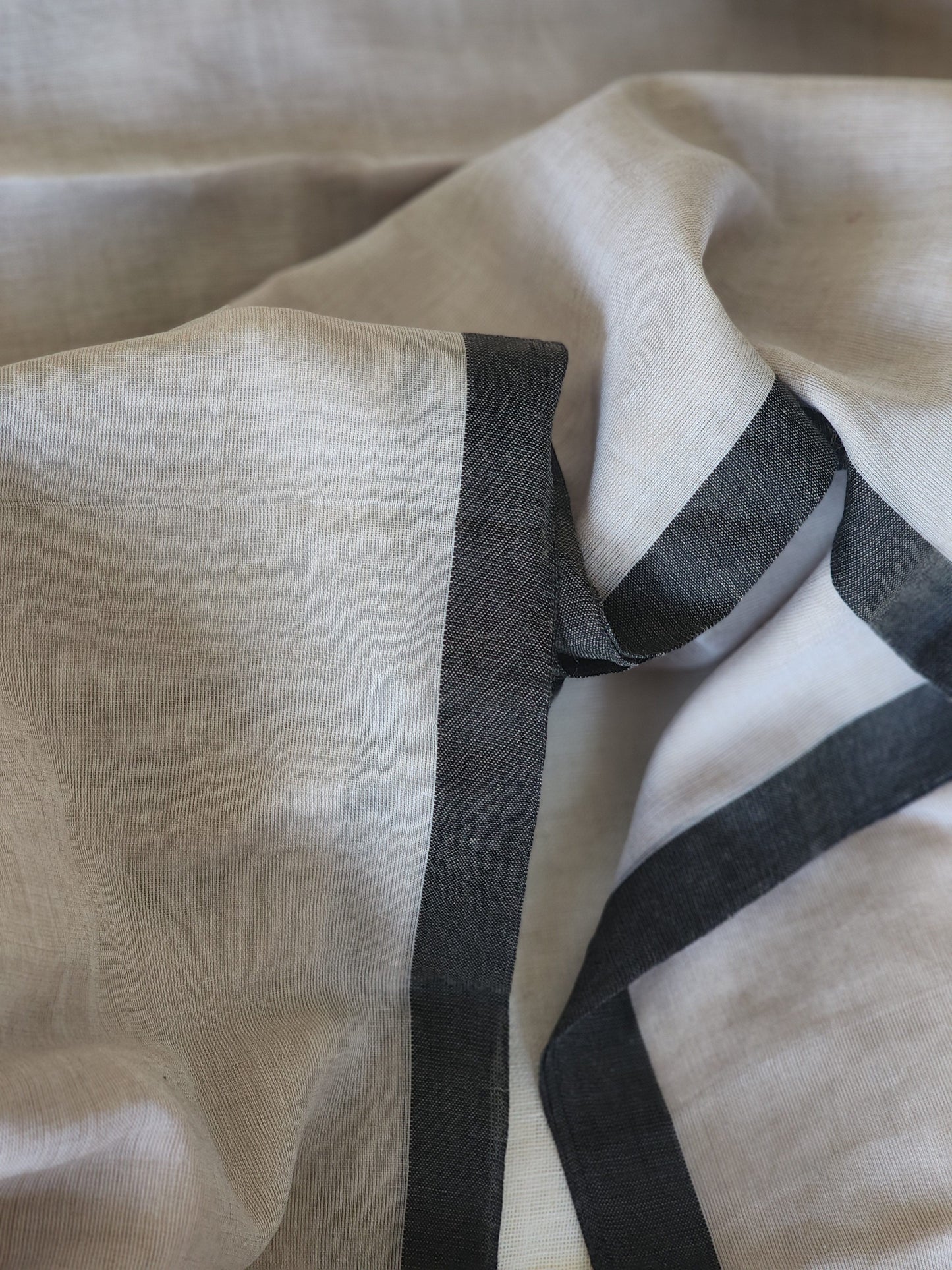 Grey mulmul cotton saree