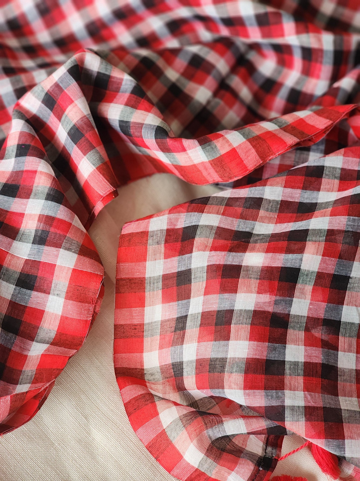 Black&Red Cotton Handloom Saree