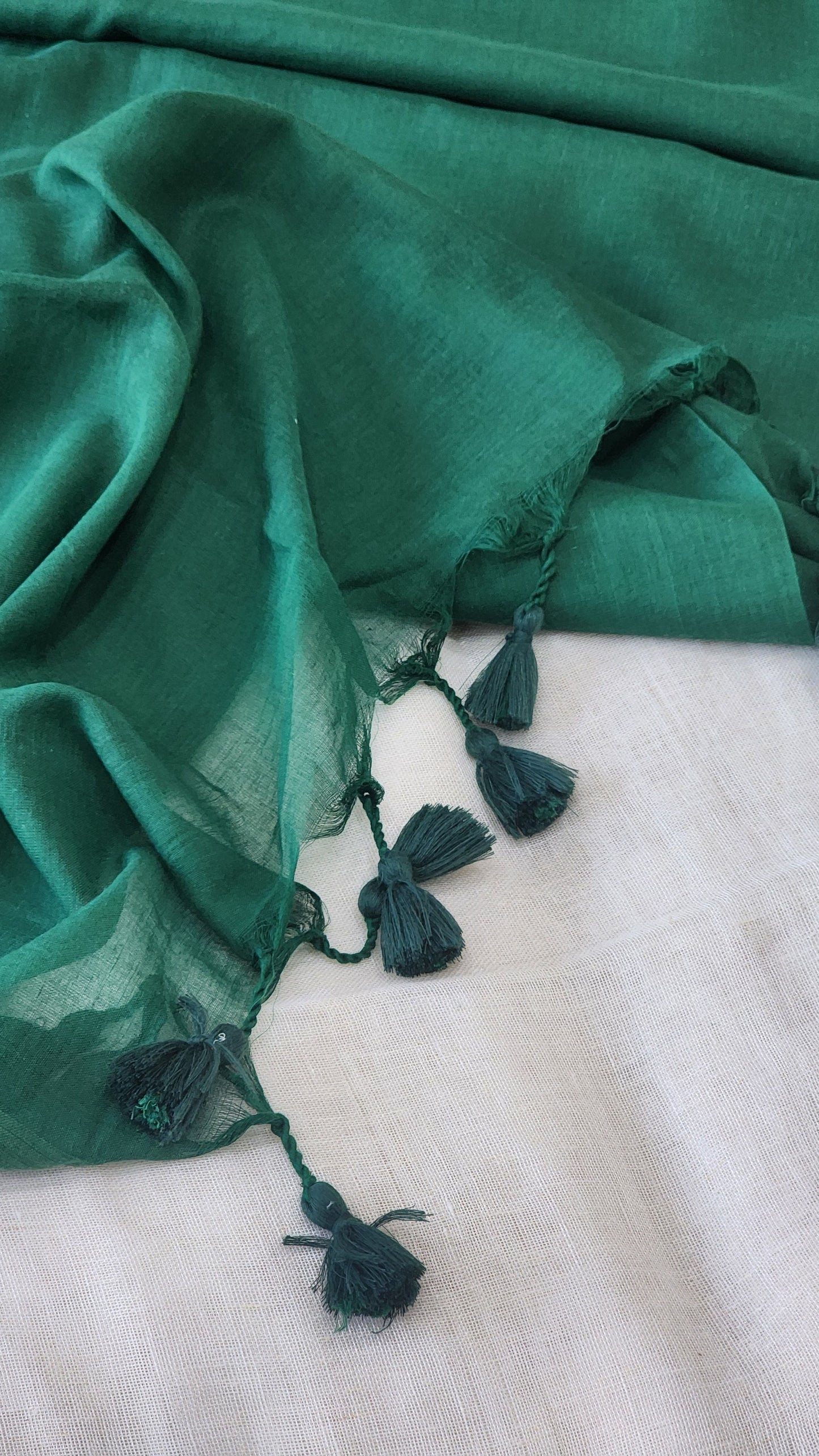Green mulmul cotton saree