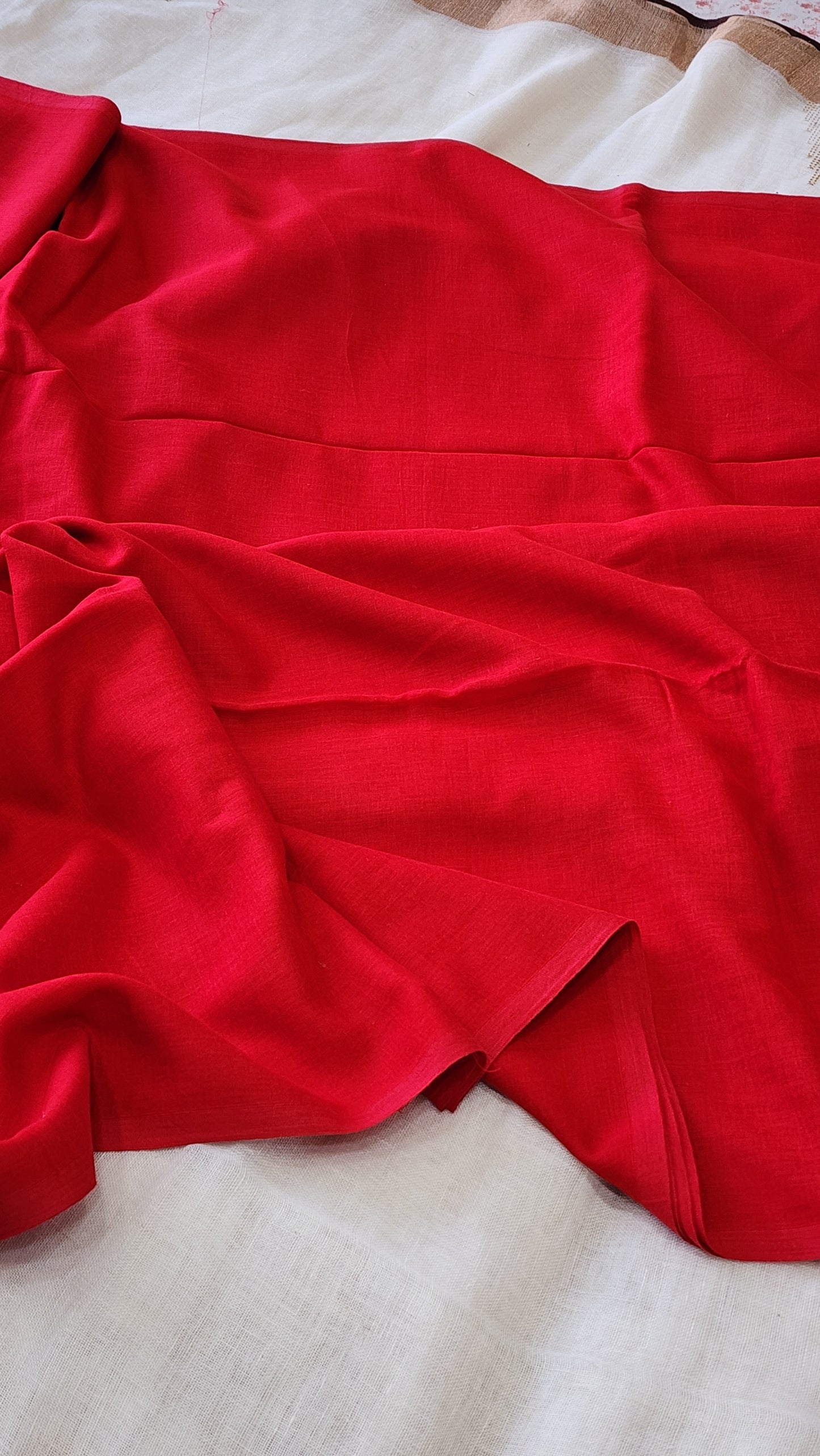 Red mulmul cotton saree