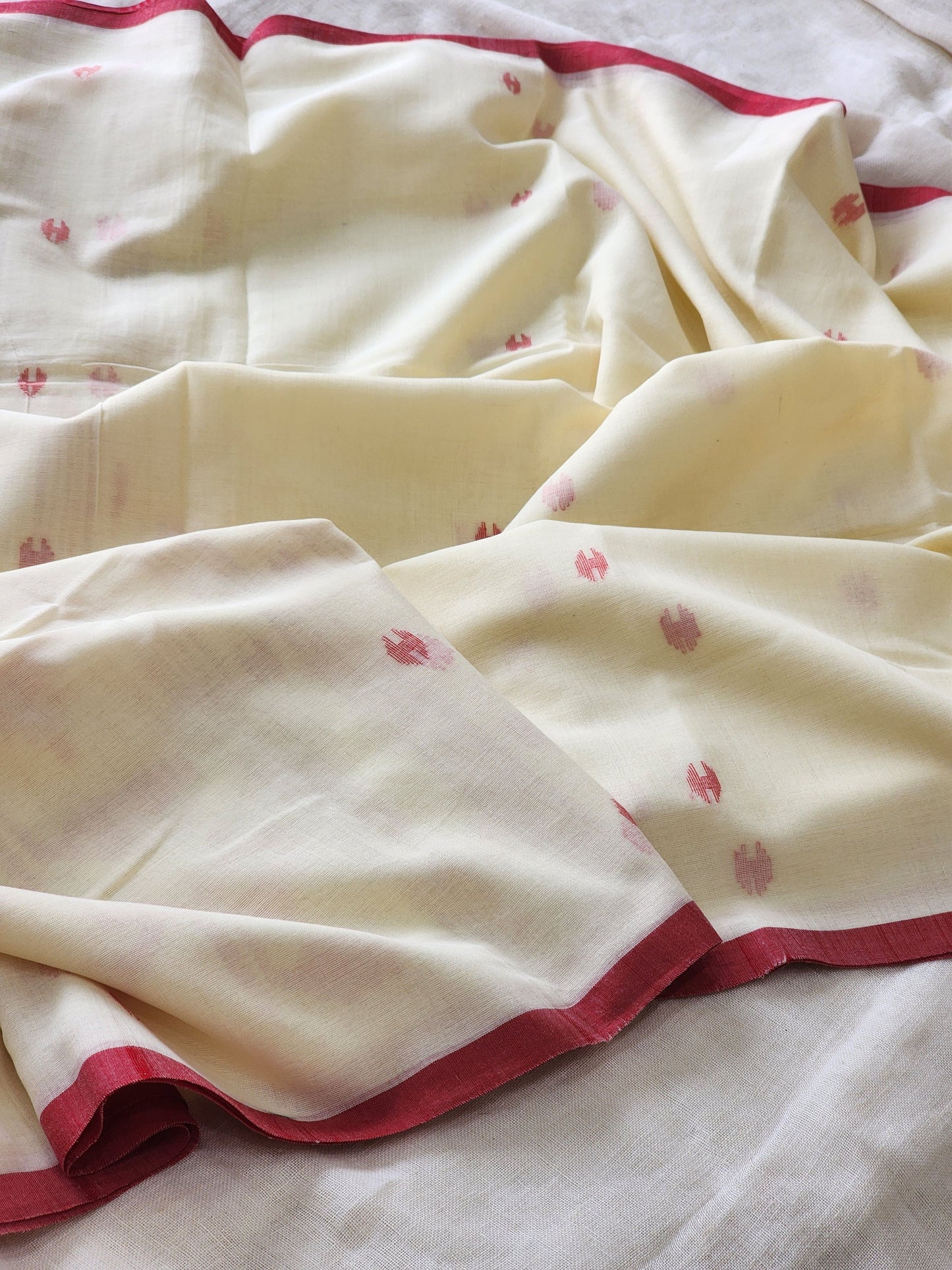 Cream Jamdani Cotton Saree