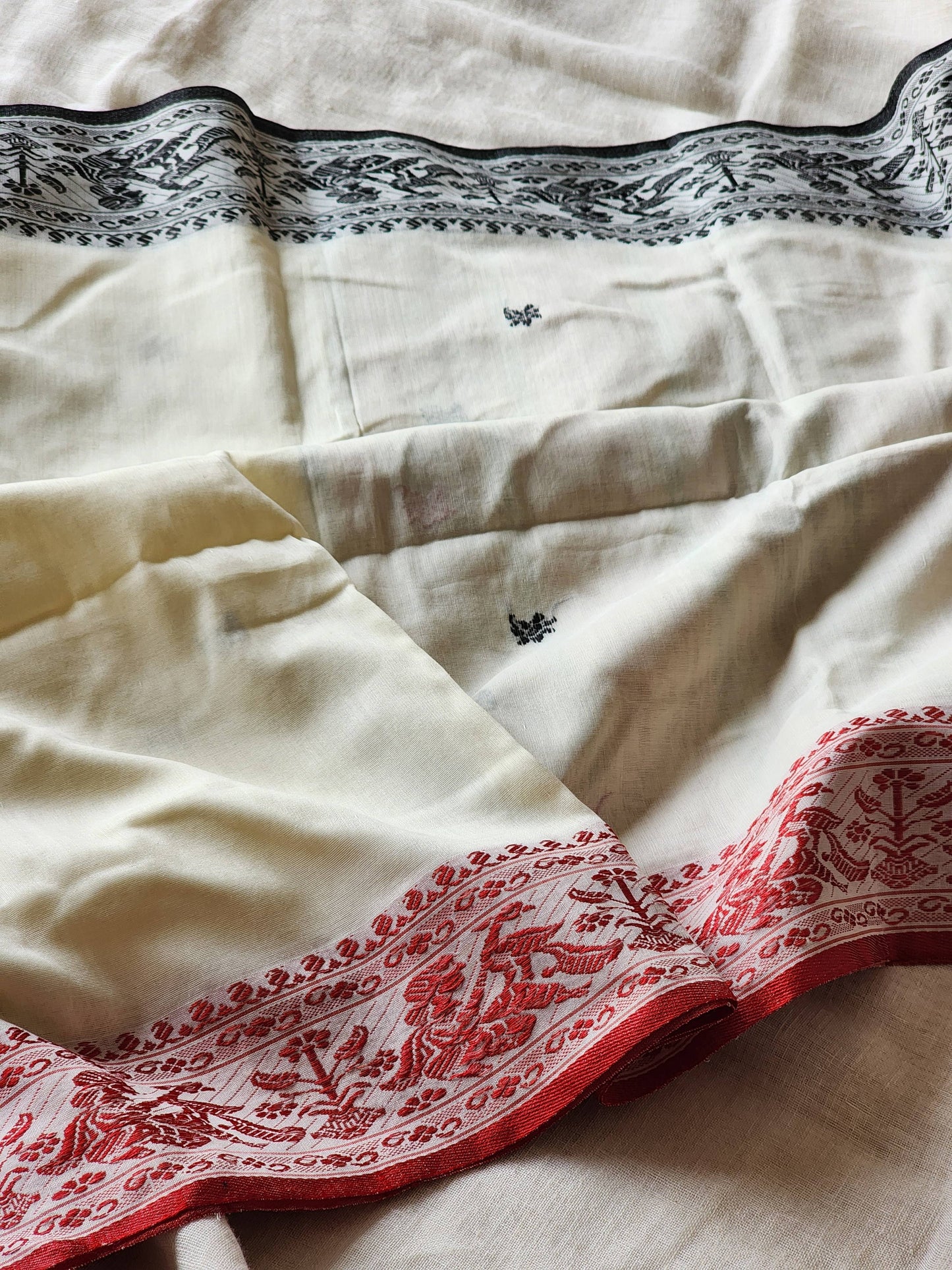 White Baluchari Cotton Saree