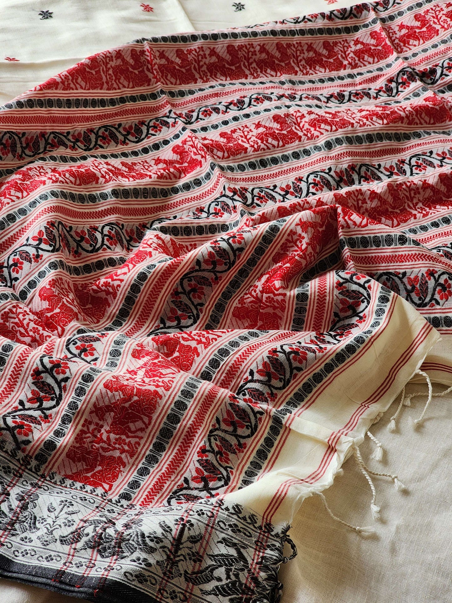 White Baluchari Cotton Saree