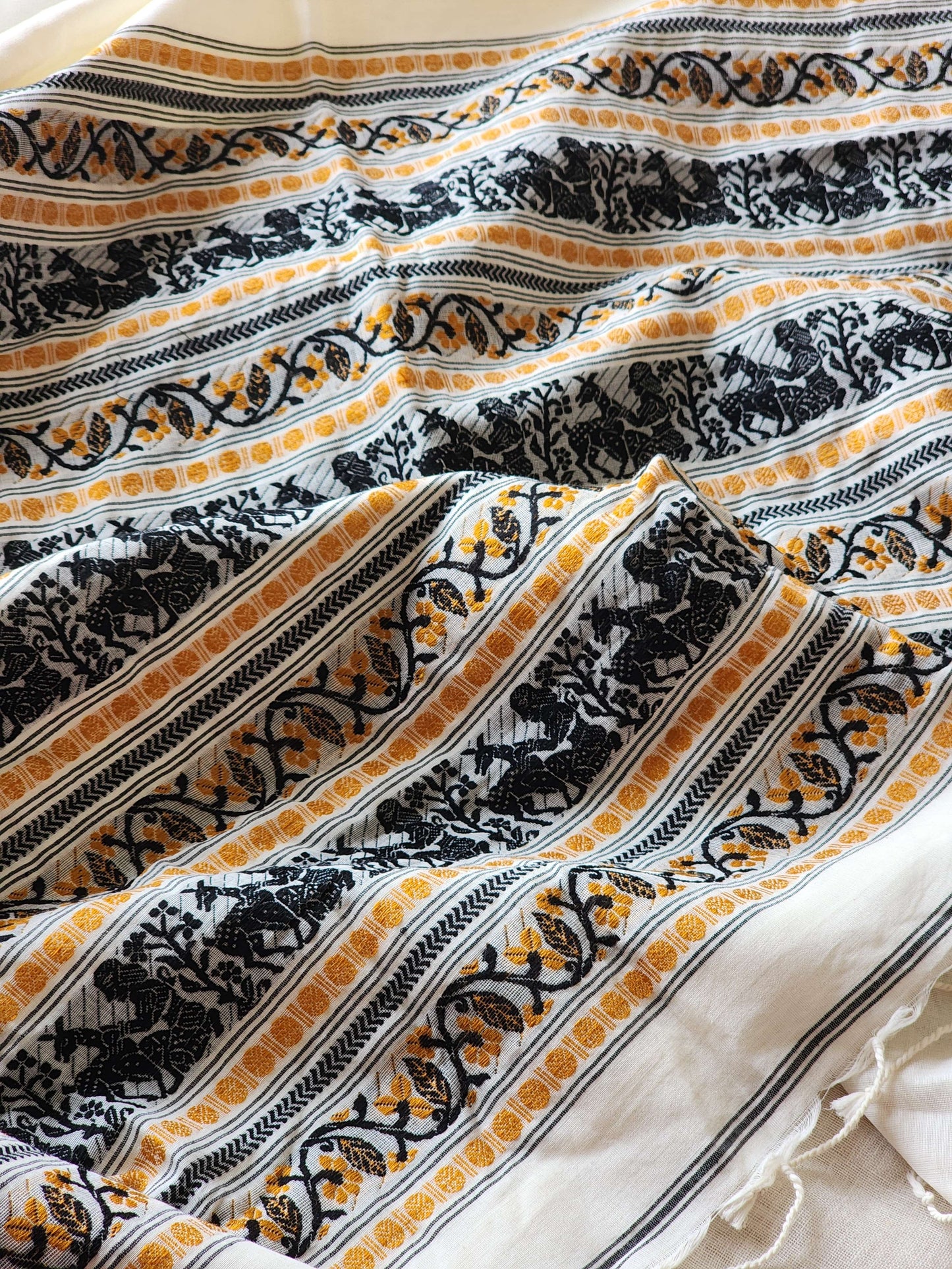 White Baluchari Cotton Saree