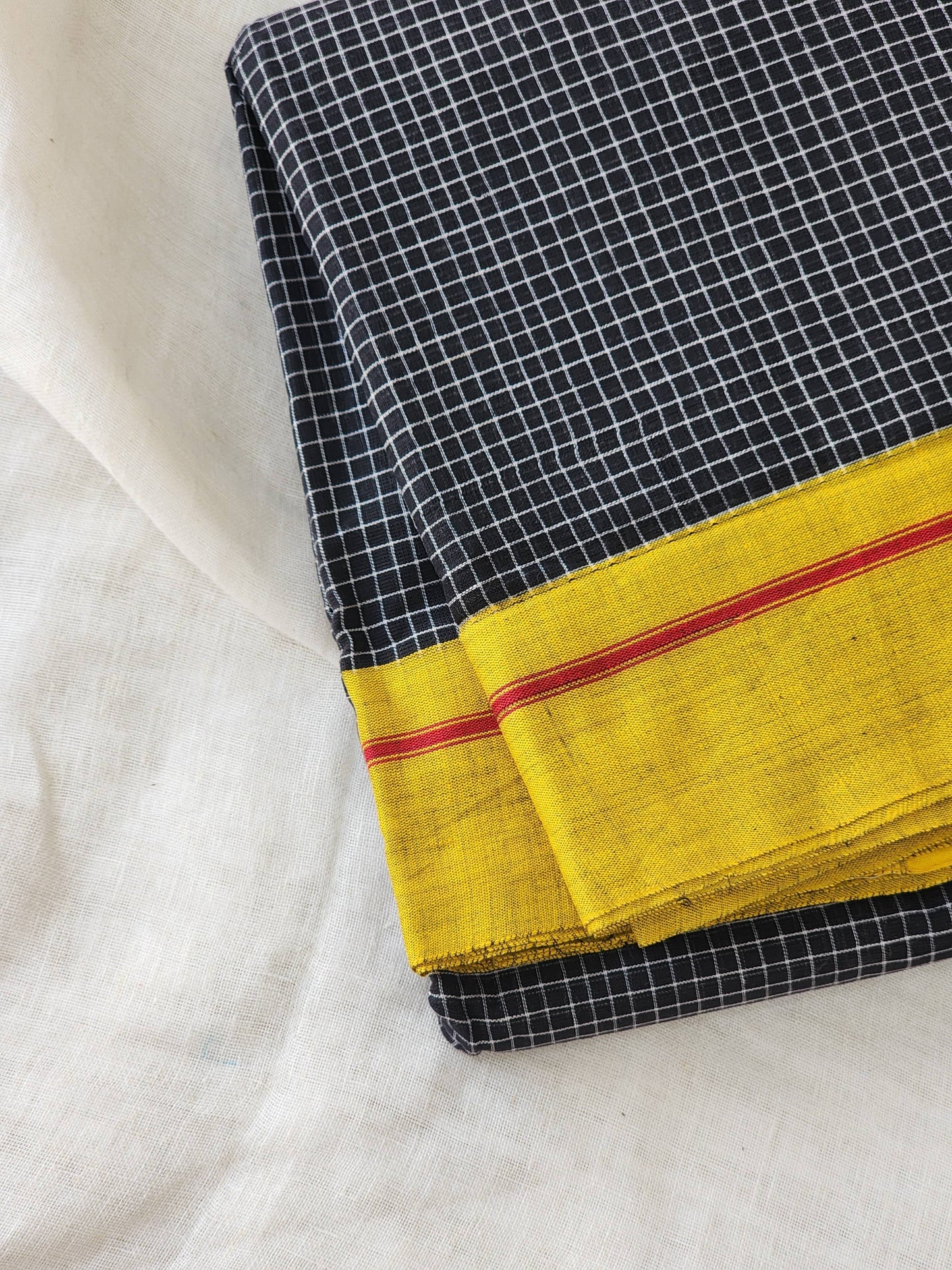 Black patteda anchu cotton saree