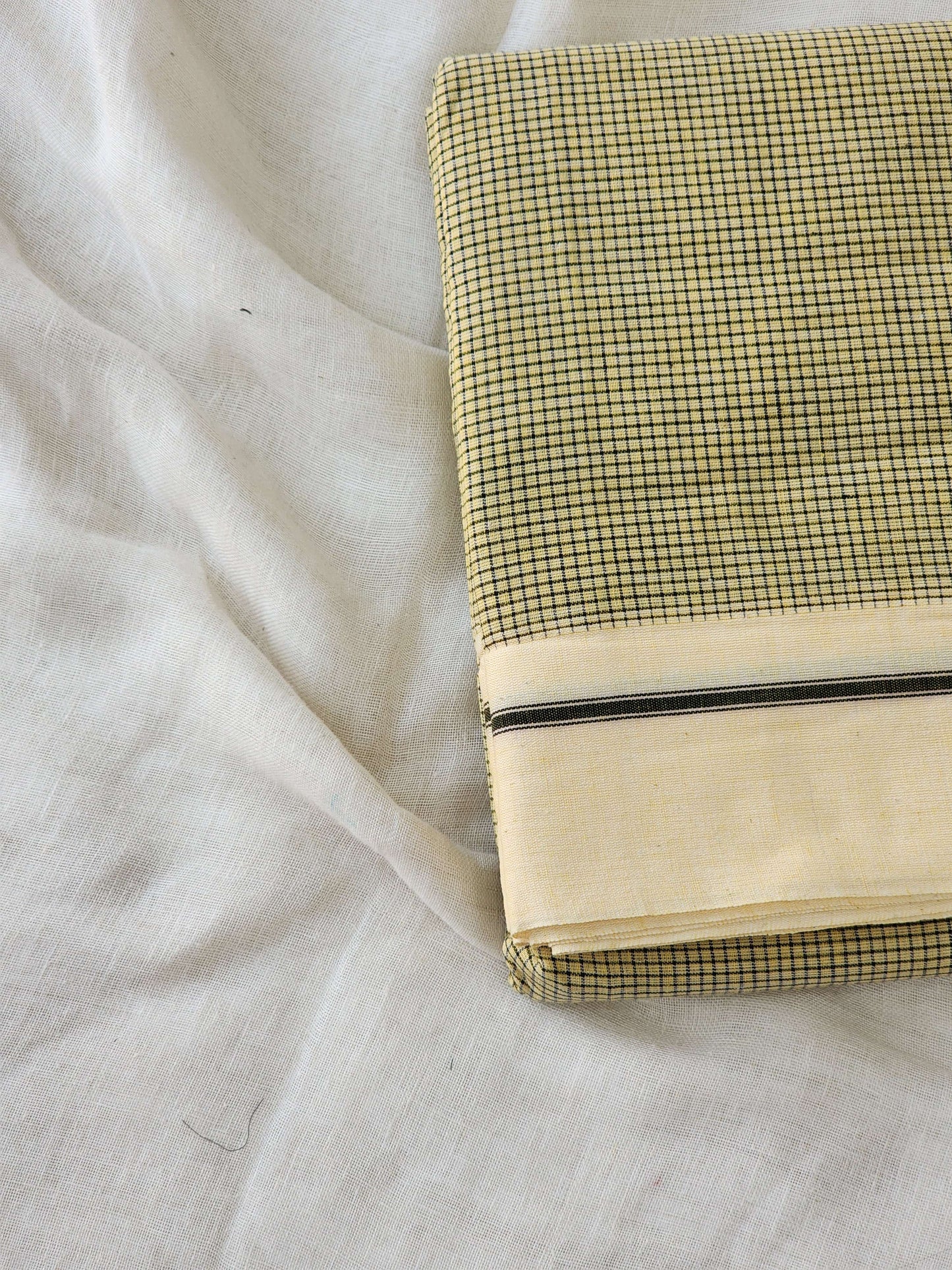 Beige patteda anchu cotton saree