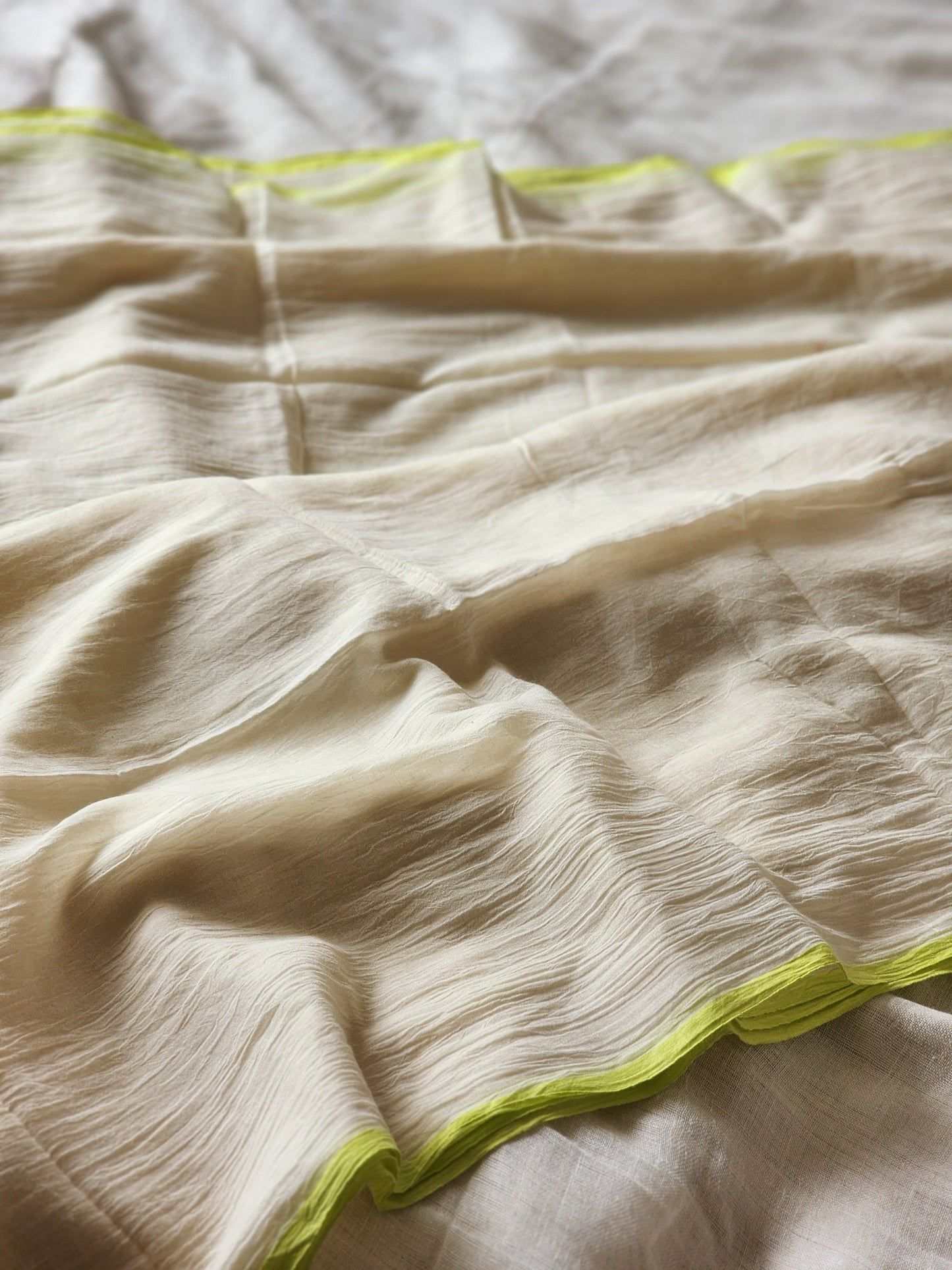 Cream mulmul cotton saree