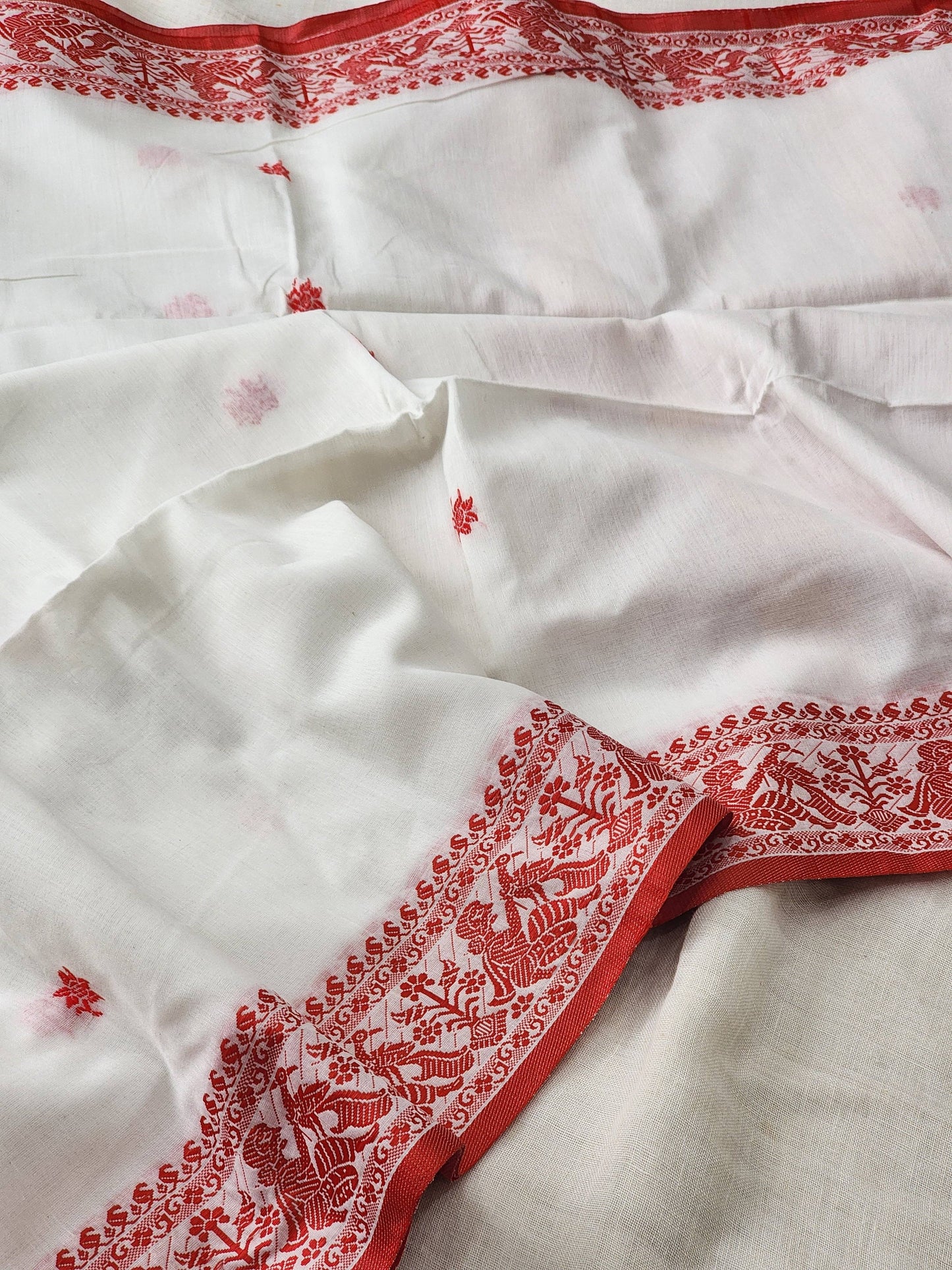 White Baluchari Cotton Saree