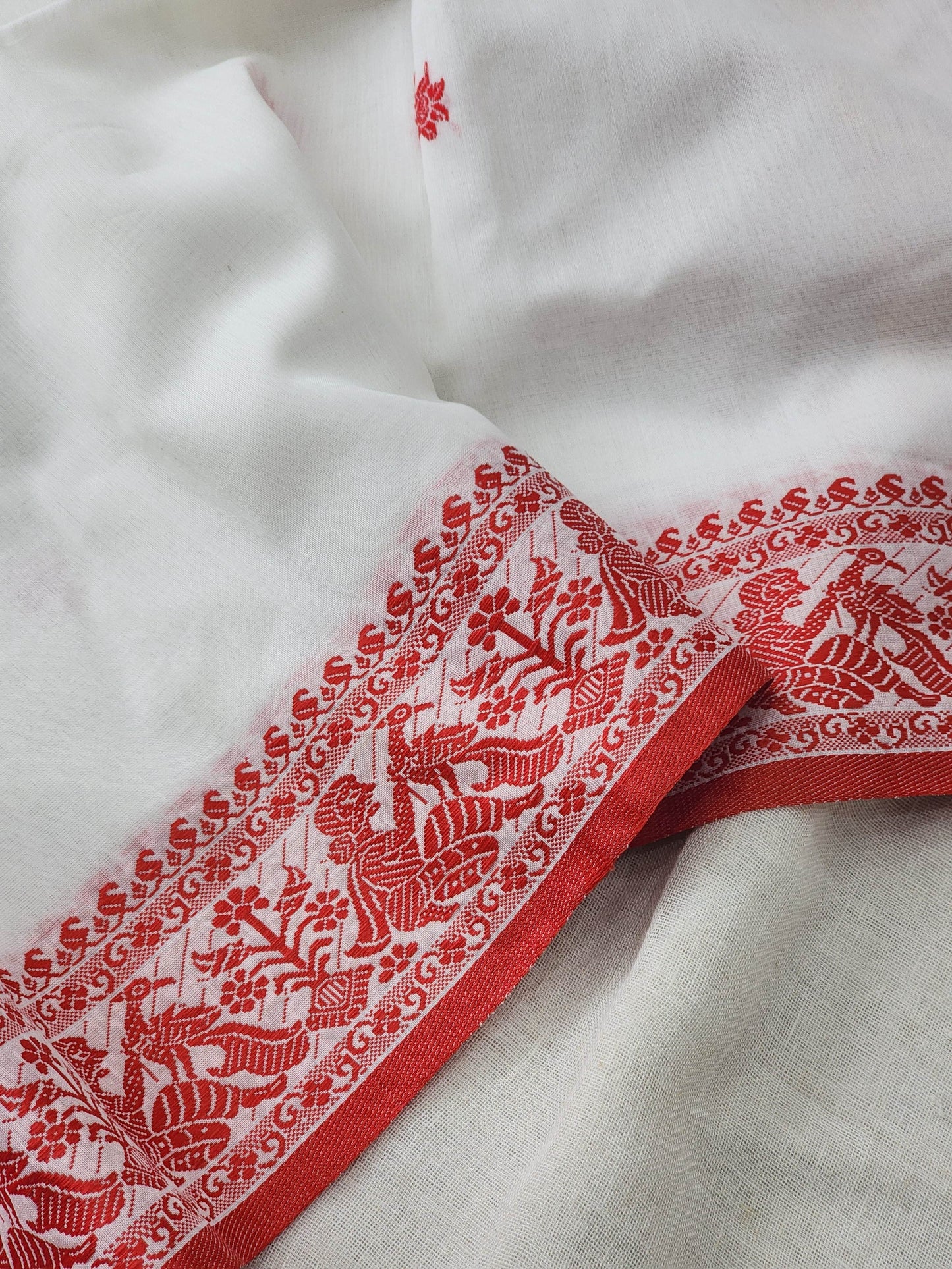 White Baluchari Cotton Saree