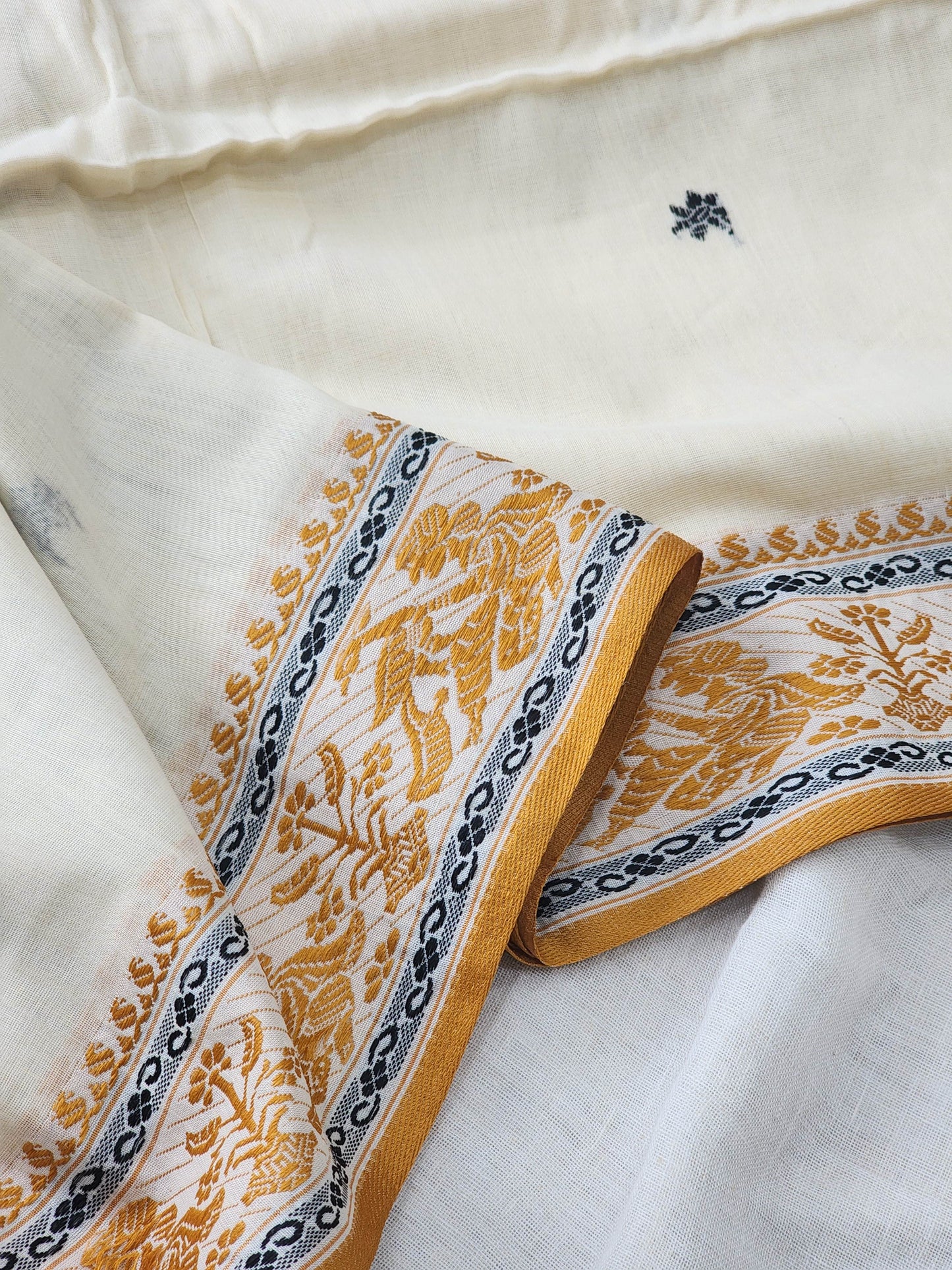 Light Beige Baluchari Cotton Saree