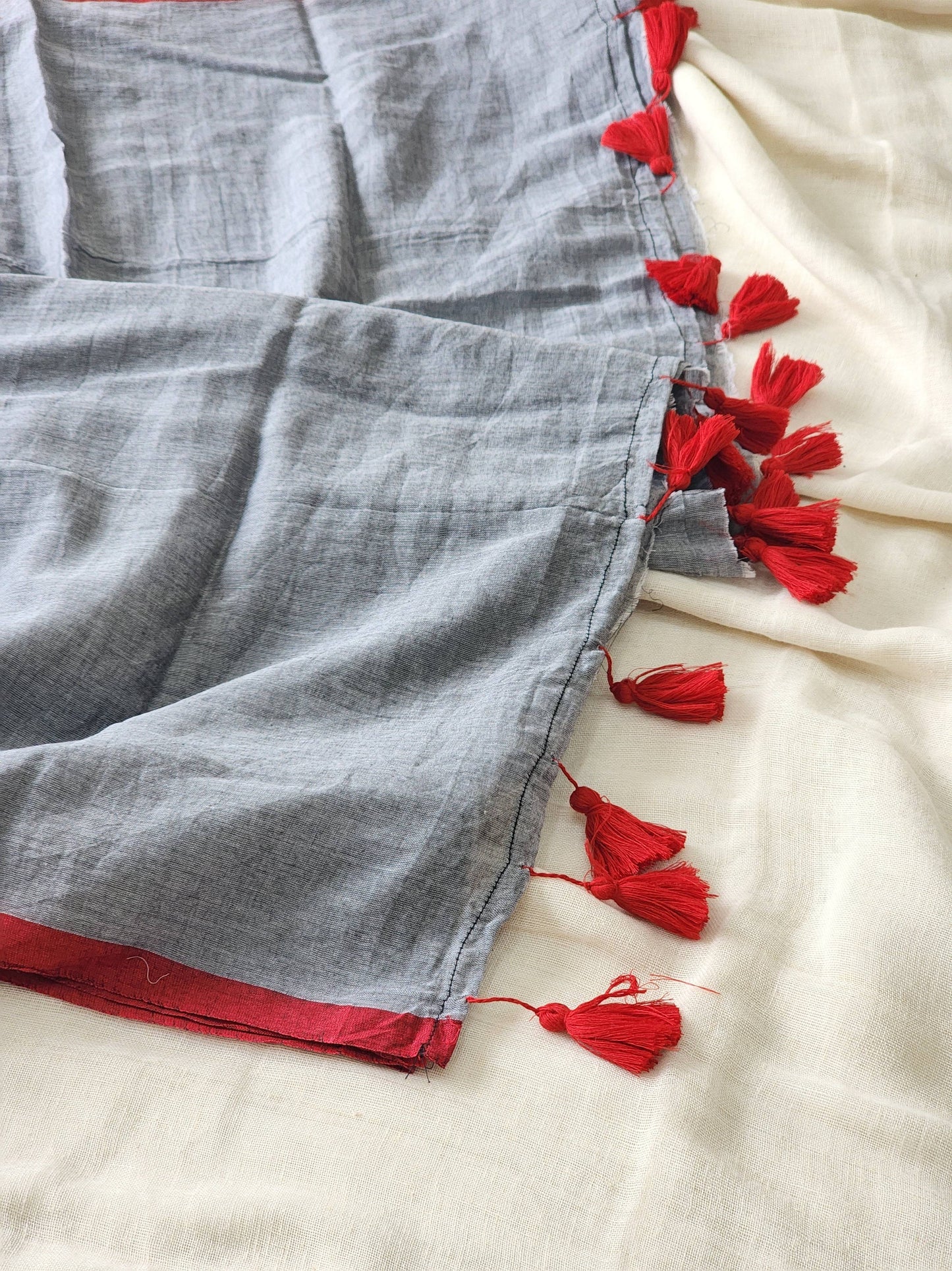 Grey mulmul cotton saree