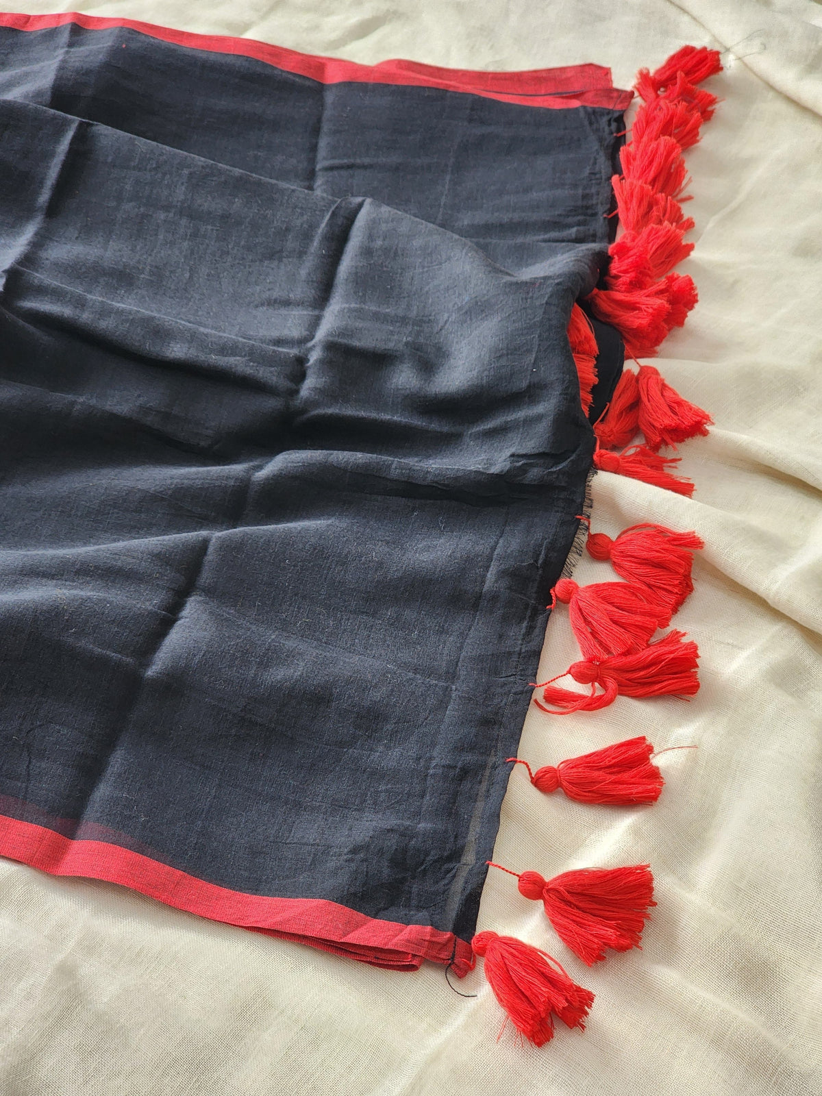Black mulmul cotton saree
