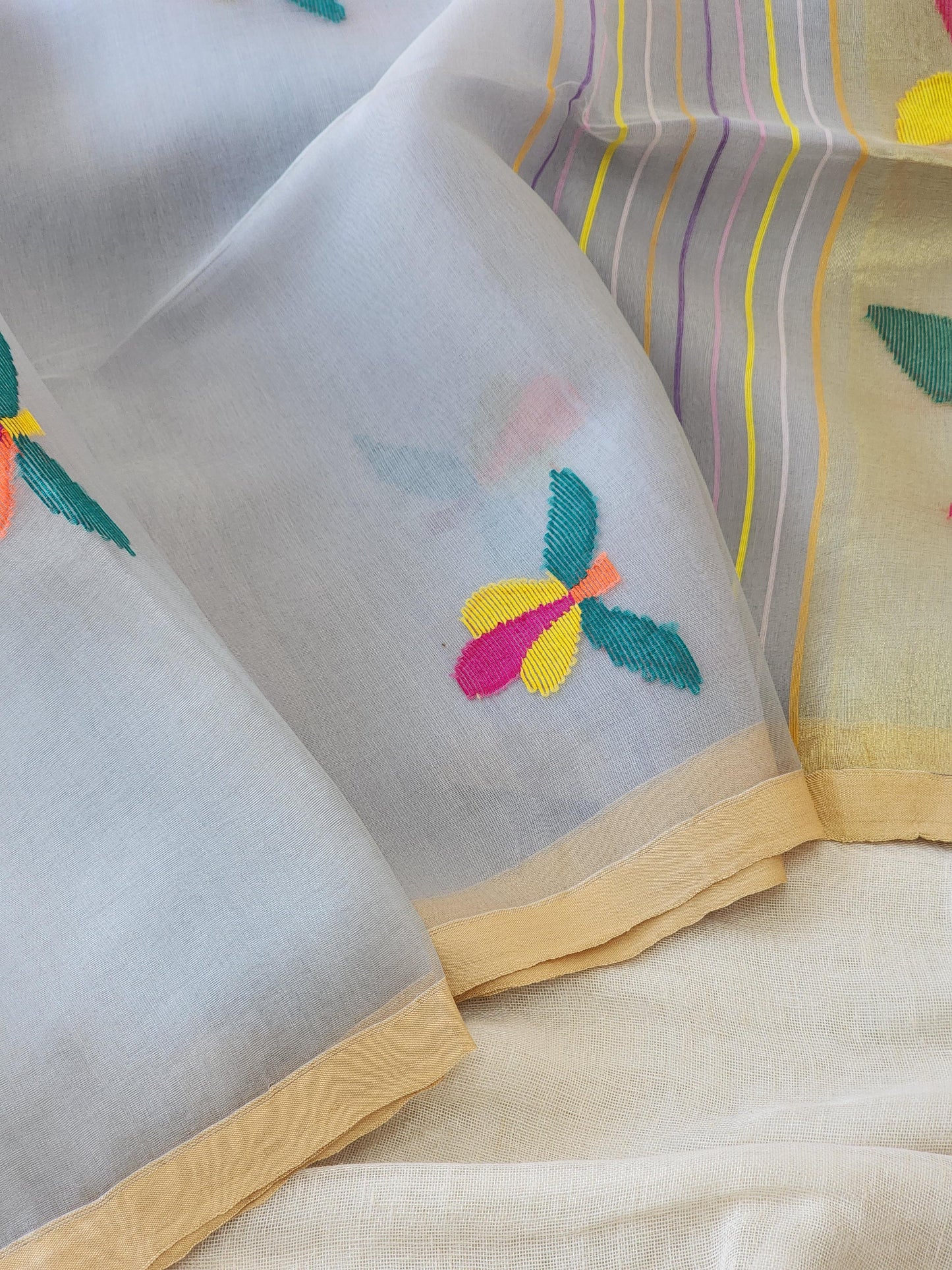 Grey Muslin Jamdani Saree