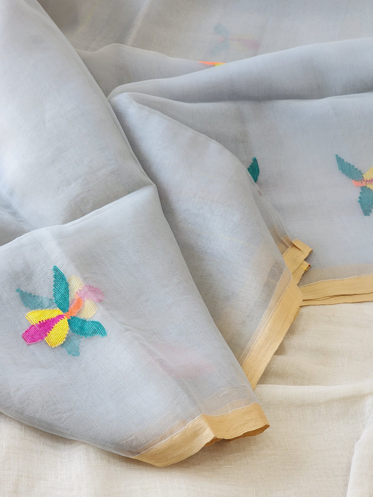 Grey Muslin Jamdani Saree