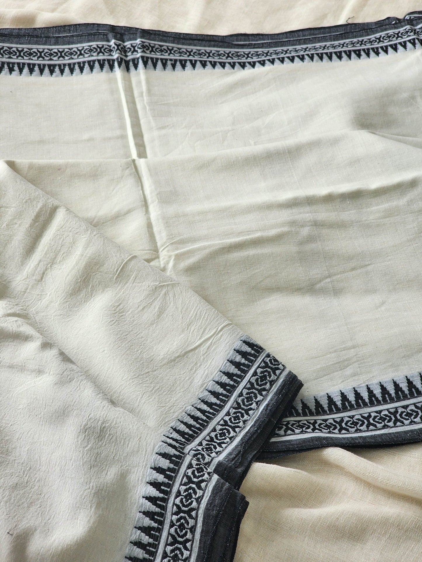 White Dhonekhali Cotton Saree