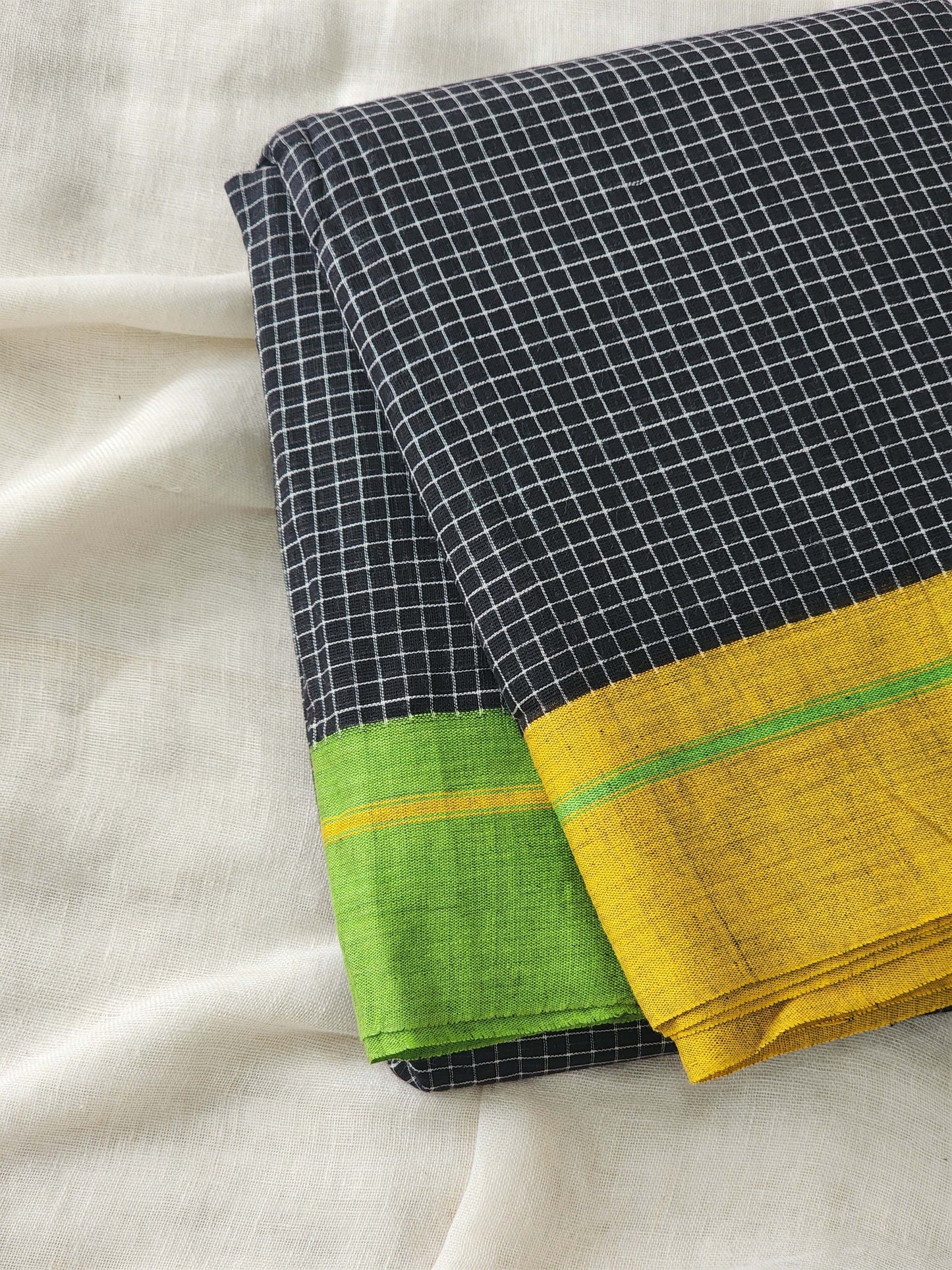 Black patteda anchu cotton saree