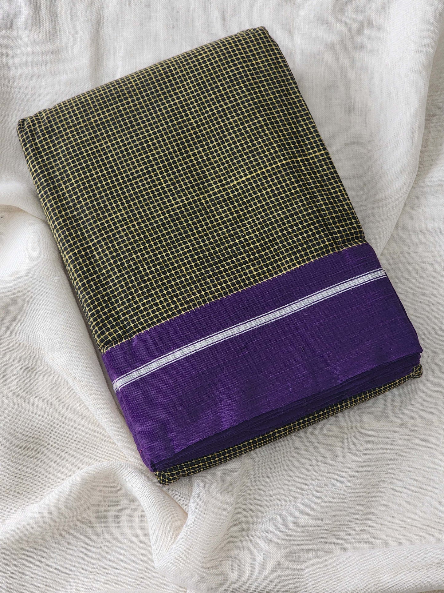 Black patteda anchu cotton saree