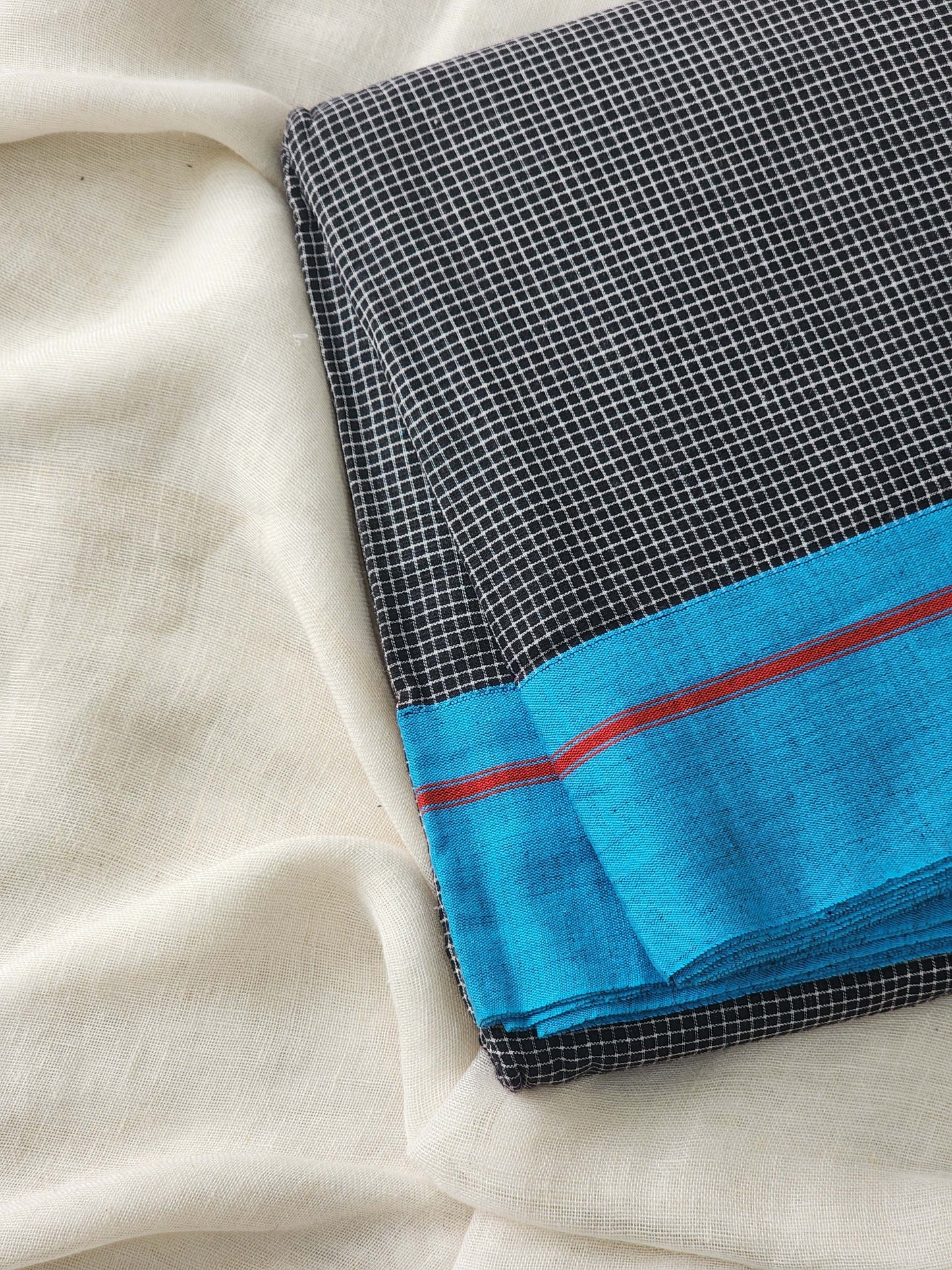 Black patteda anchu cotton saree