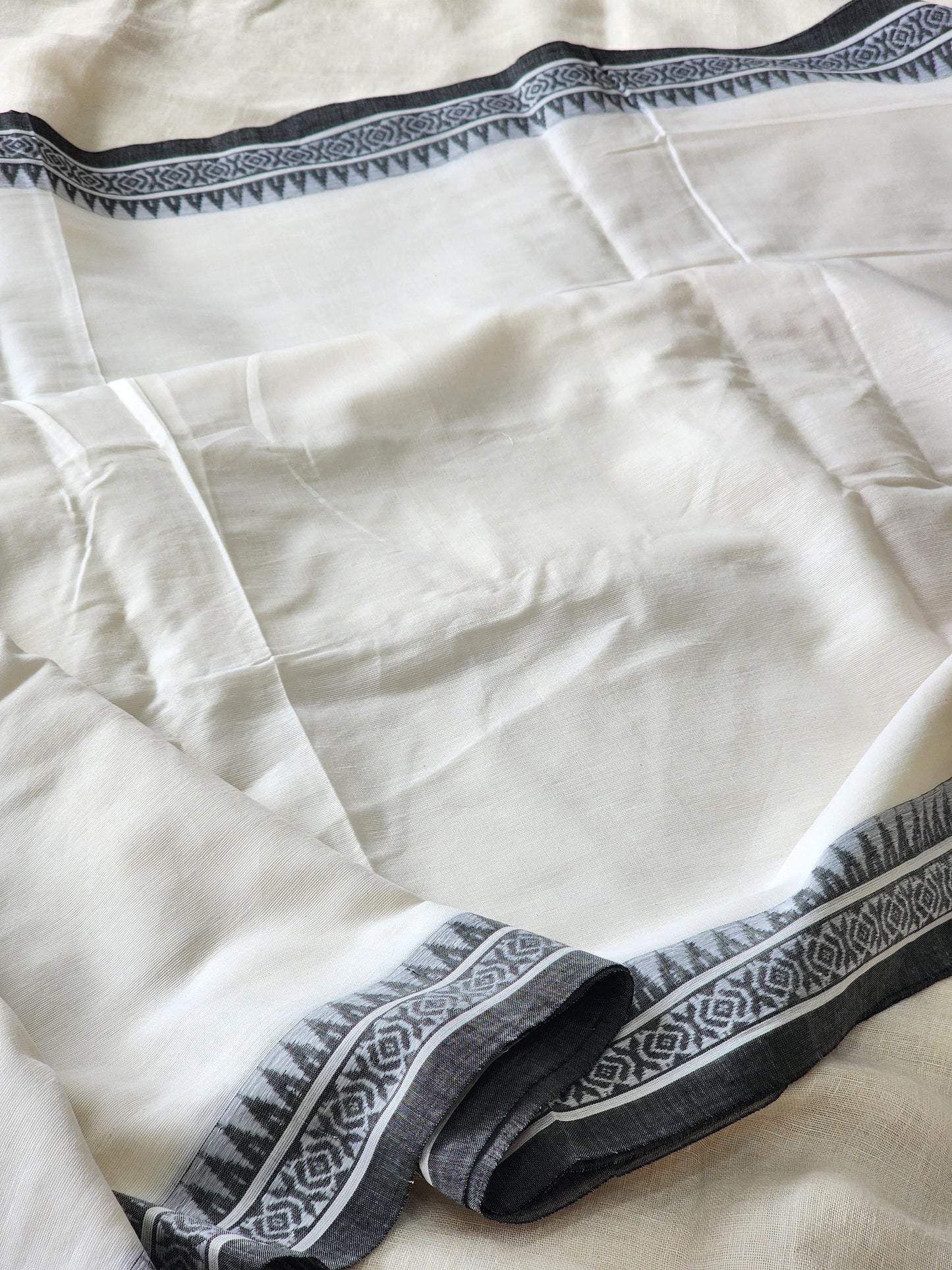 White Dhonekhali Cotton Saree