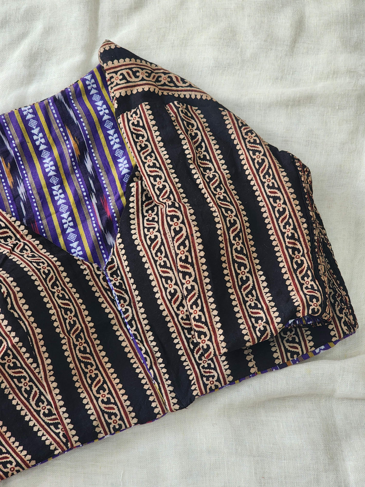 Black&Purple Reversible Cotton Blouse
