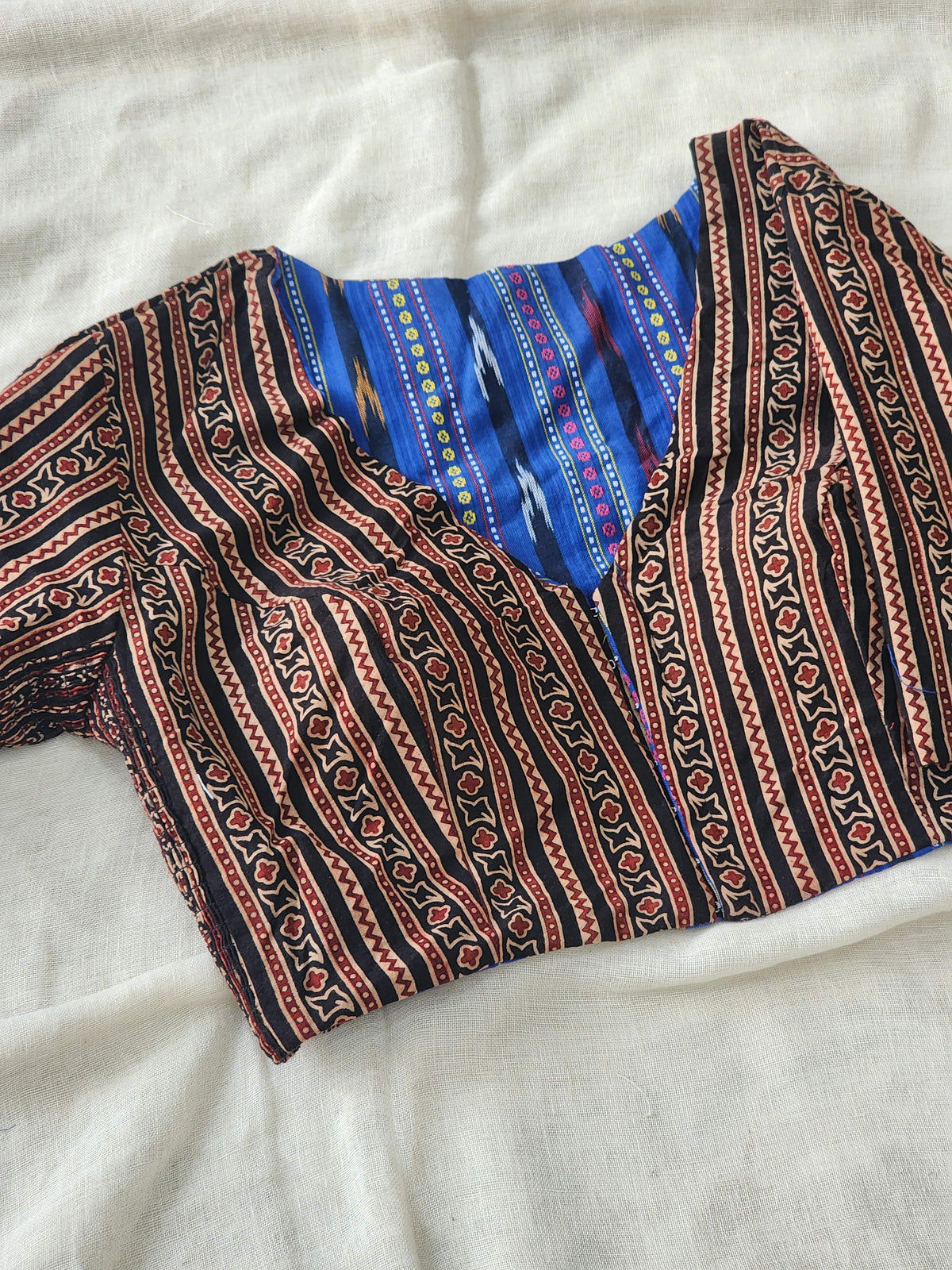 Black&Blue Reversible Cotton Blouse