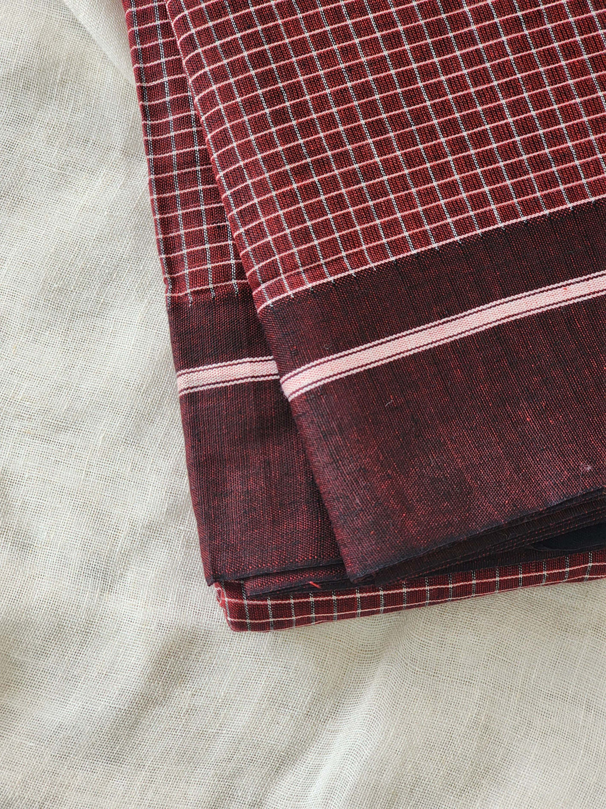 Maroon patteda anchu cotton saree