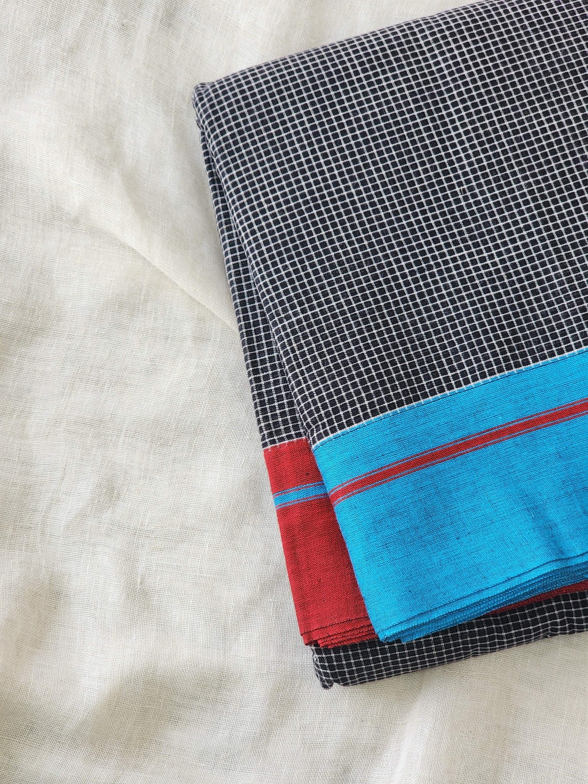 Black patteda anchu cotton saree