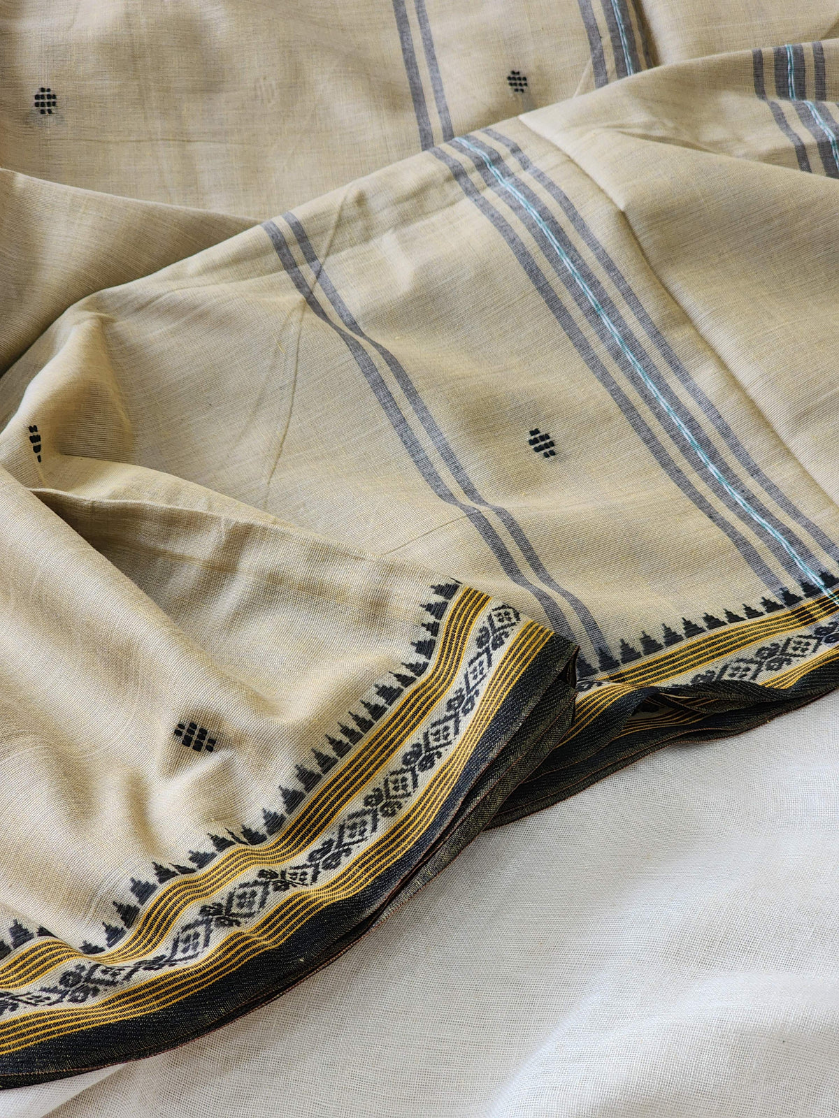 Beige Dhonekhali Cotton Saree