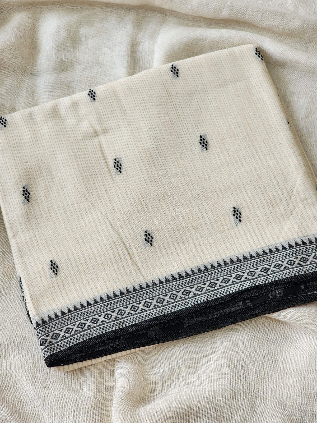 Cream Dhonekhali Cotton Saree