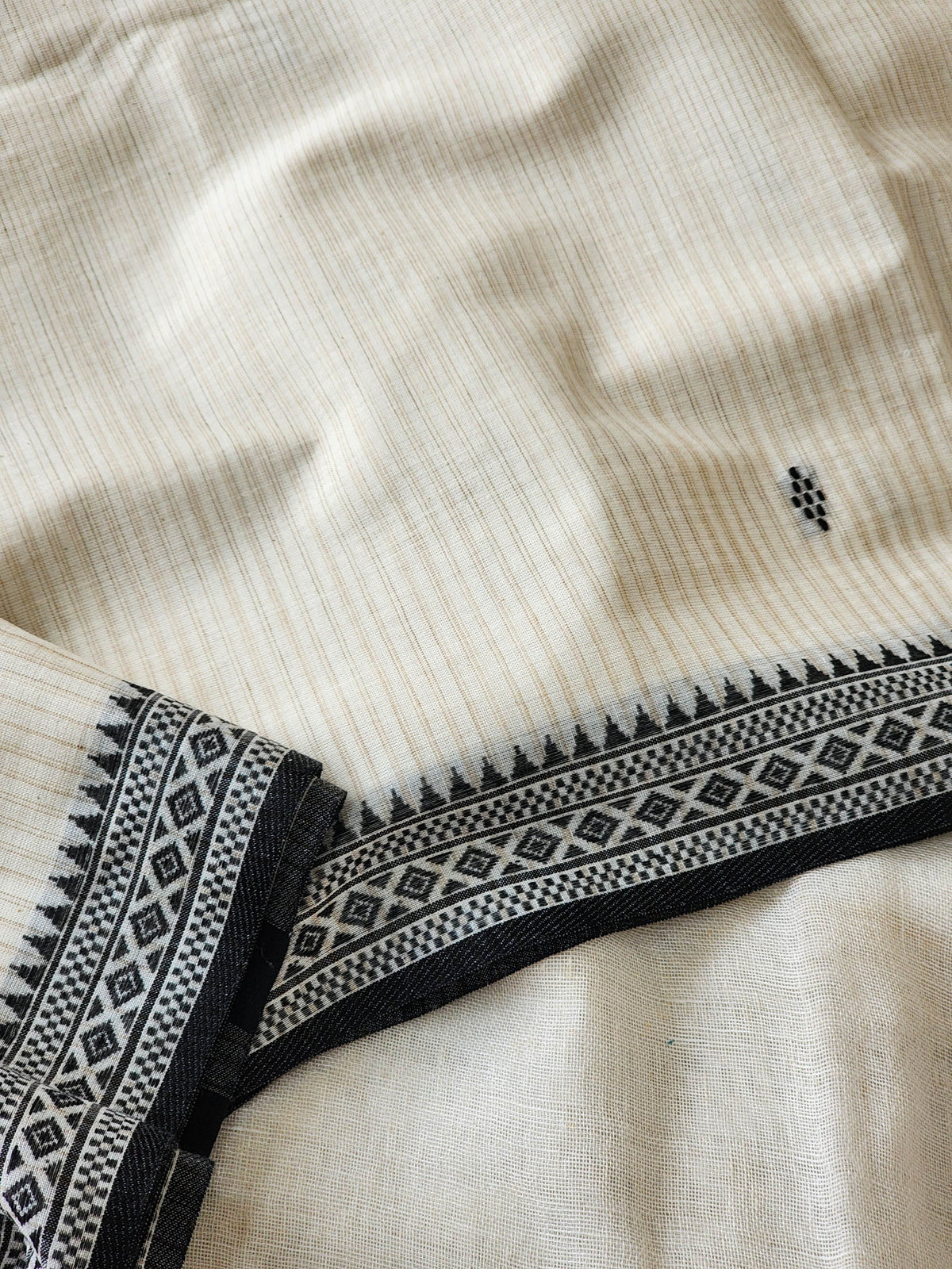 Cream Dhonekhali Cotton Saree