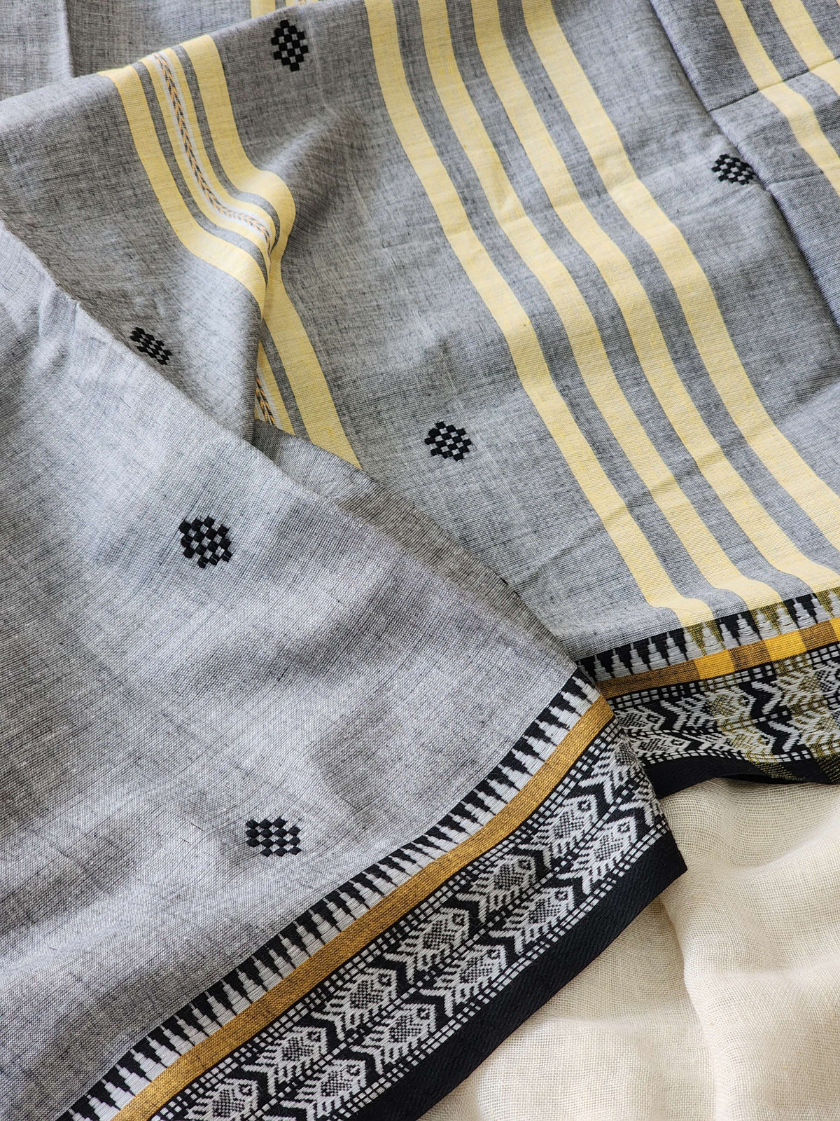 Grey Dhonekhali Cotton Saree