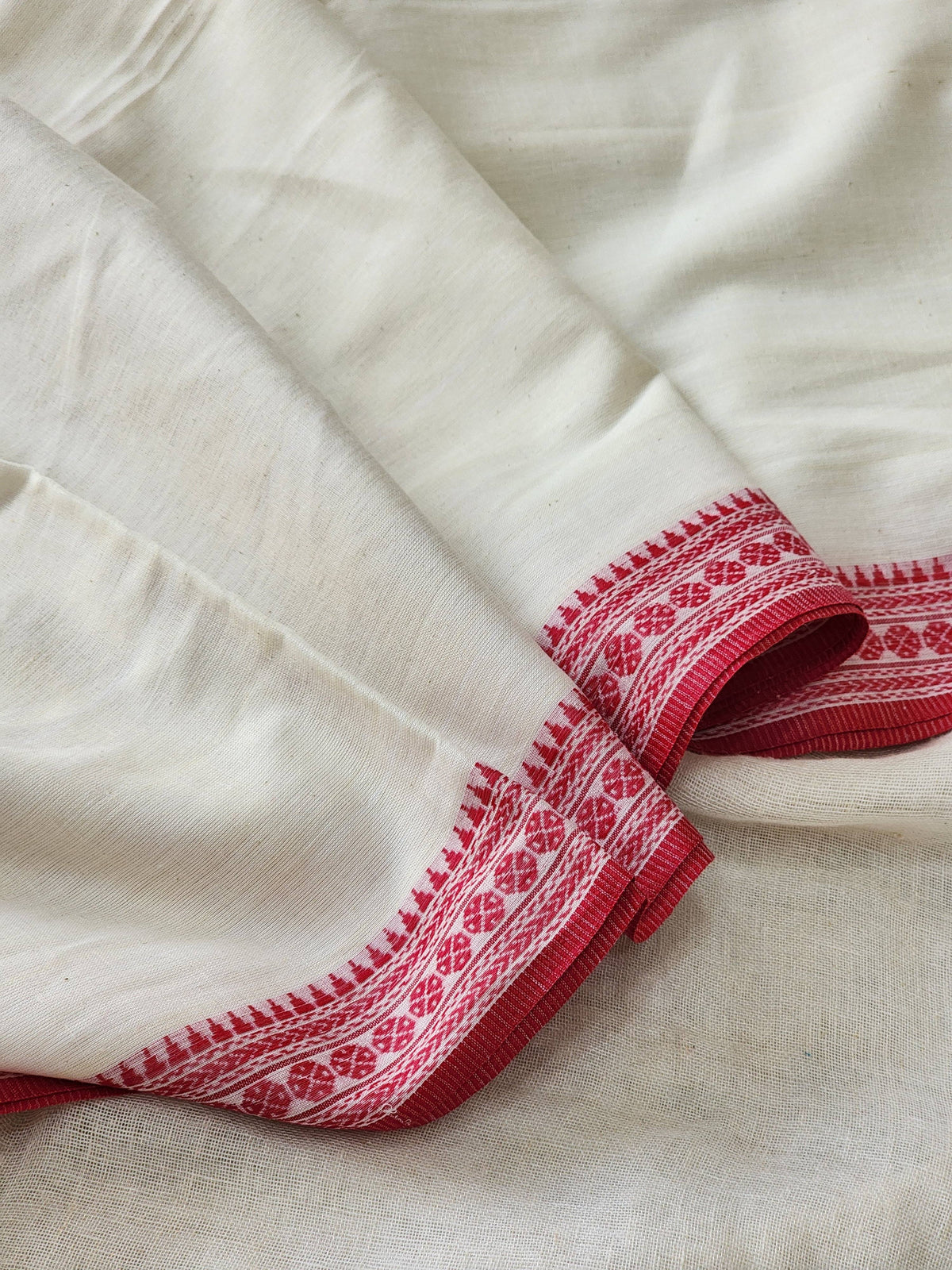 White Dhonekhali Cotton Saree