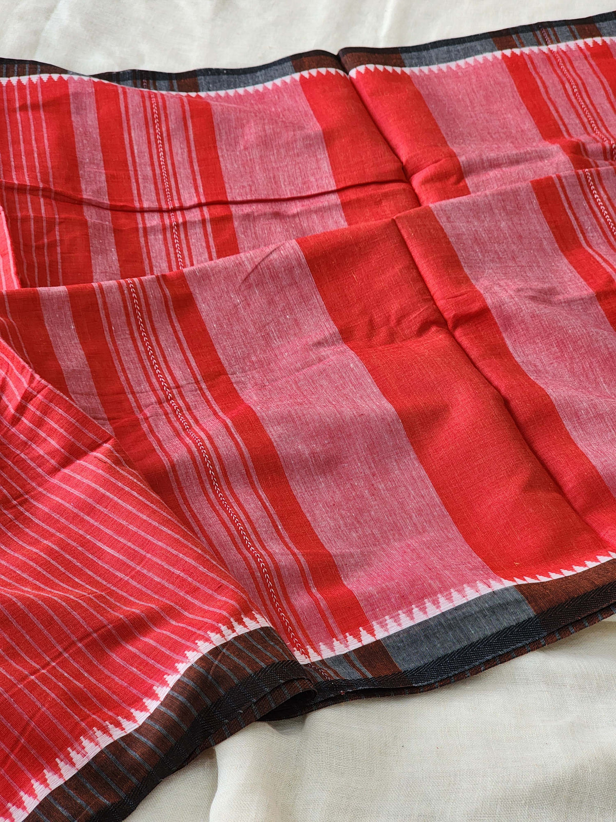 Red Dhonekhali Cotton Saree