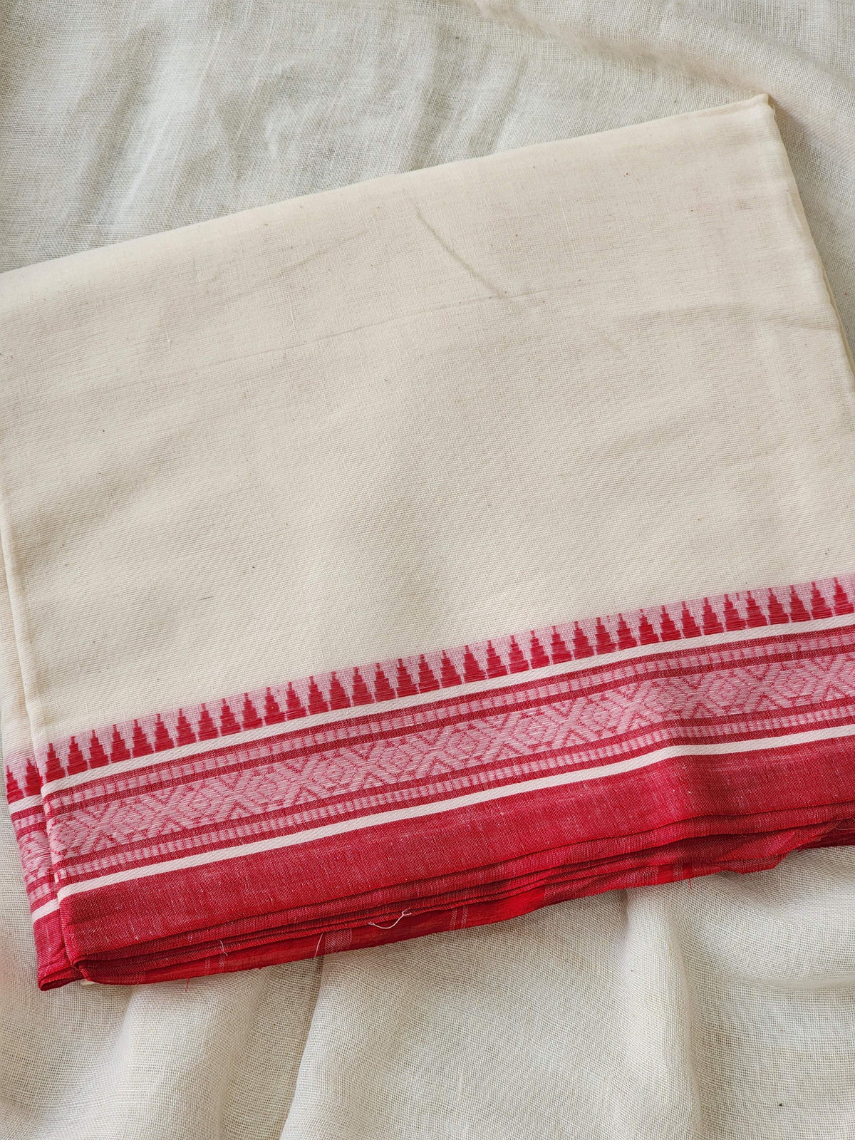 Off White Dhonekhali Cotton Saree